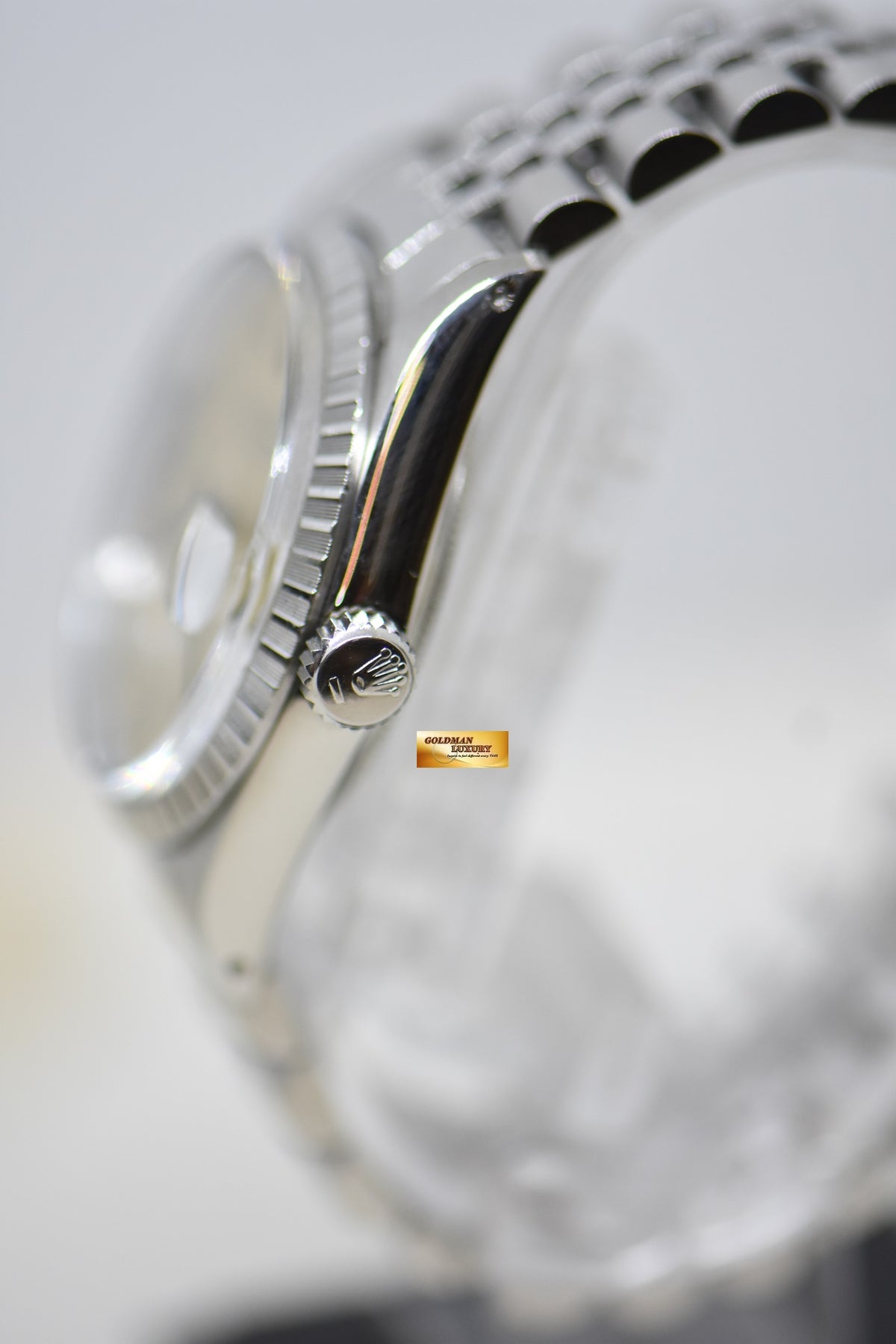 [SOLD] ROLEX OYSTER DATEJUST 36mm STEEL IN JUBILEE BRACELET CREAM BUCKLEY DIAL 16030 (MINT)