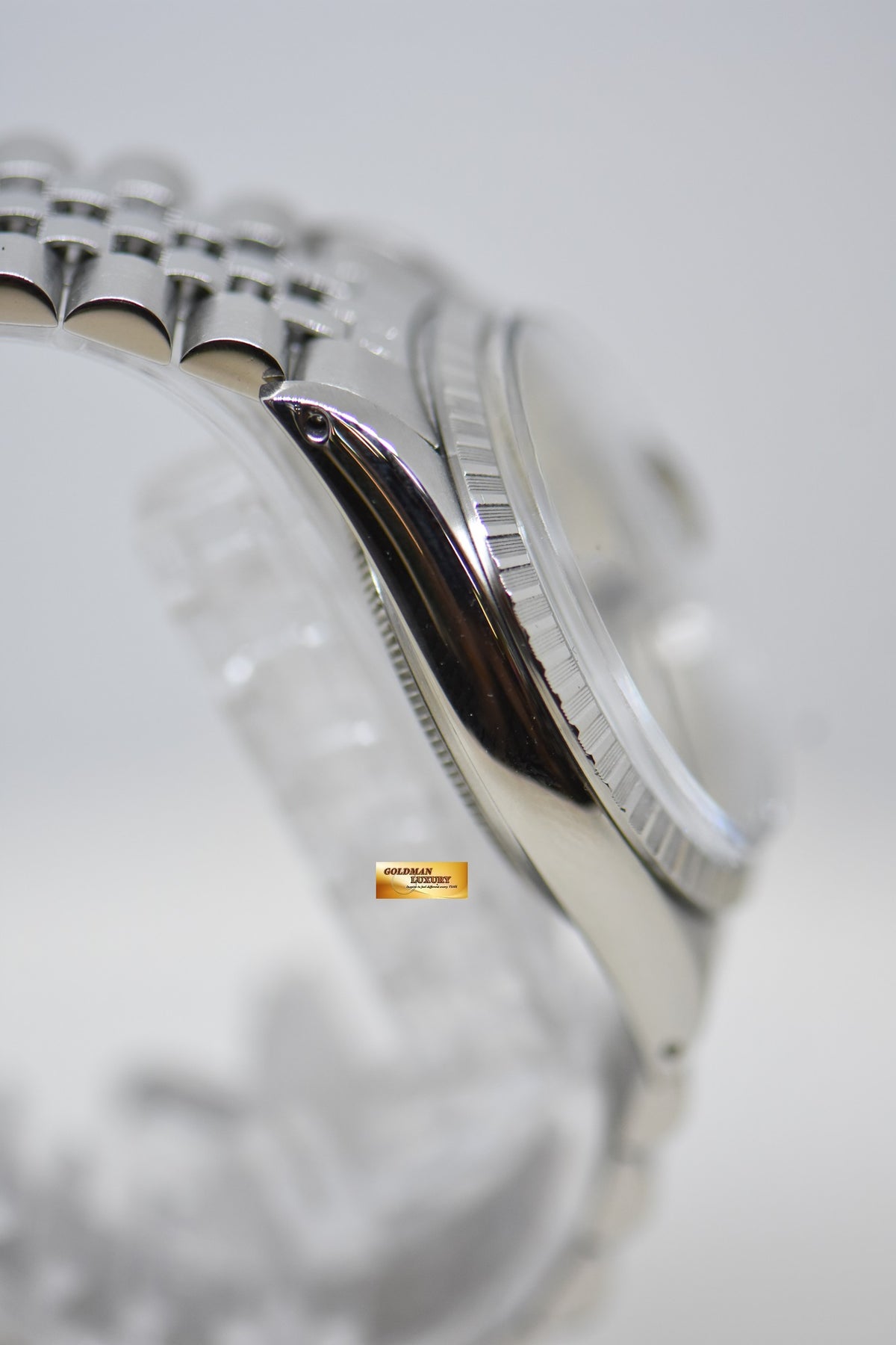 [SOLD] ROLEX OYSTER DATEJUST 36mm STEEL IN JUBILEE BRACELET CREAM BUCKLEY DIAL 16030 (MINT)