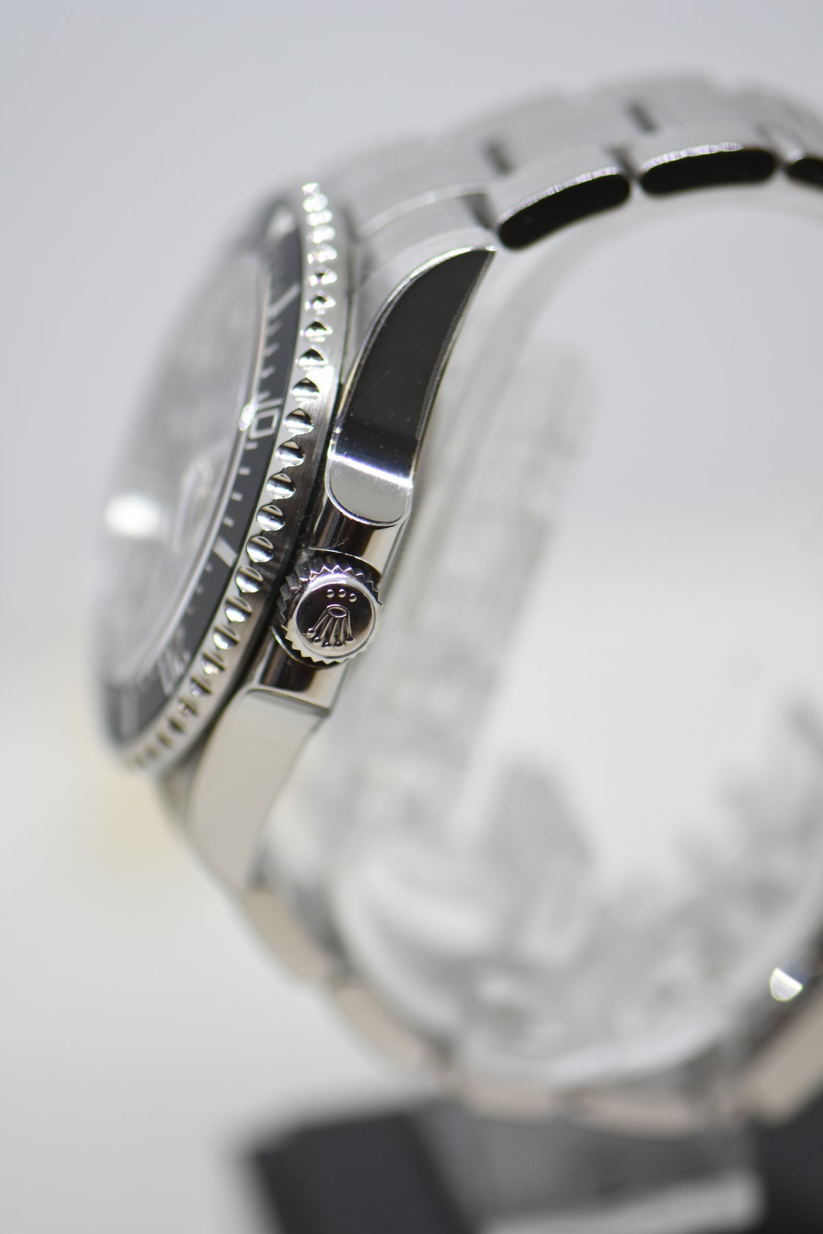 [SOLD] ROLEX OYSTER PERPETUAL RED SEA-DWELLER 43mm MARK II DIAL STEEL IN BRACELET 126600 (MINT)(RX8 STICKERS ON)