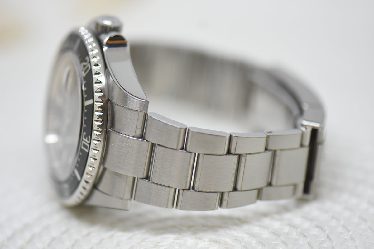 [SOLD] ROLEX OYSTER PERPETUAL RED SEA-DWELLER 43mm MARK II DIAL STEEL IN BRACELET 126600 (MINT)(RX8 STICKERS ON)