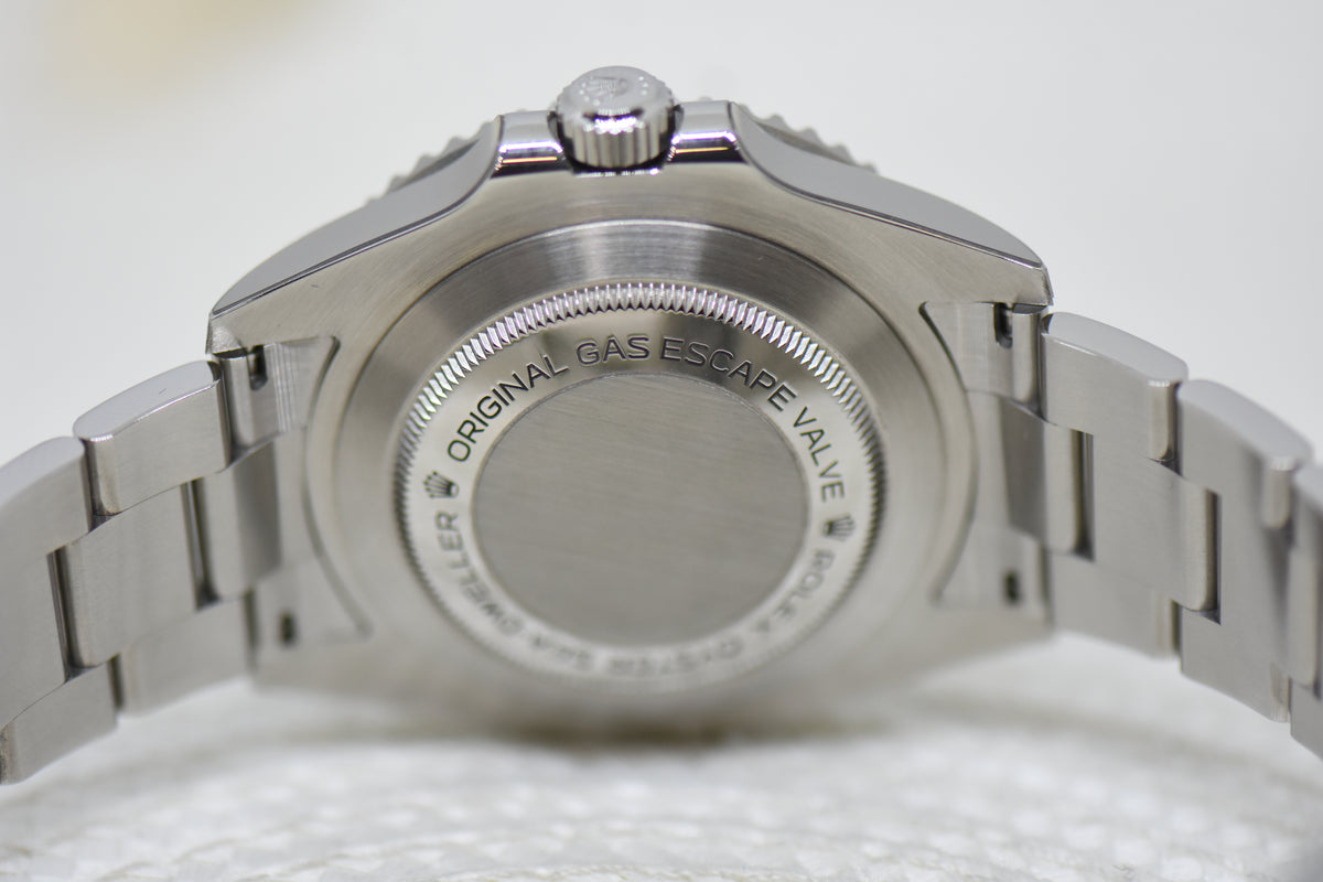 [SOLD] ROLEX OYSTER PERPETUAL RED SEA-DWELLER 43mm MARK II DIAL STEEL IN BRACELET 126600 (MINT)(RX8 STICKERS ON)
