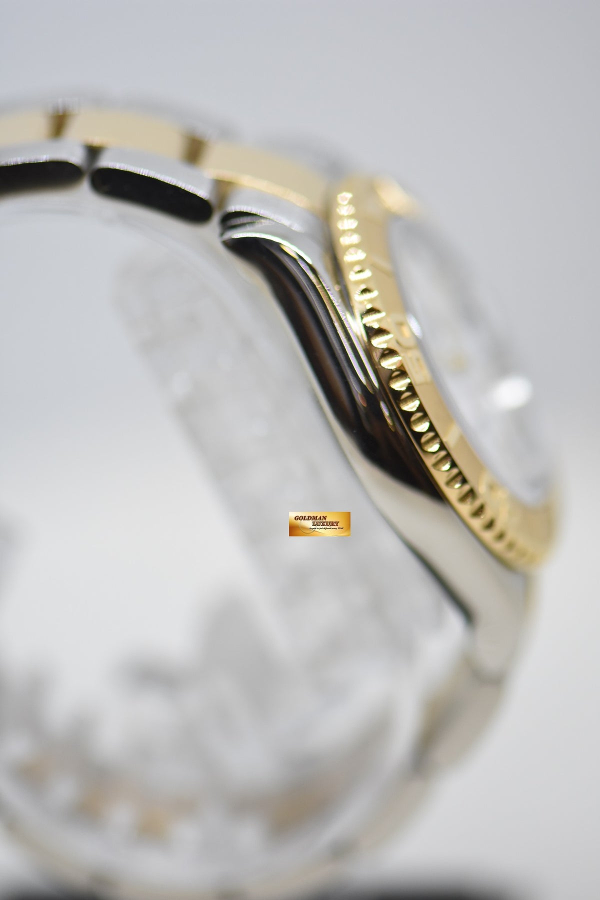 [SOLD] ROLEX OYSTER YACHT MASTER 35mm HALF GOLD IN  BRACELET WHITE DIAL 168623 (MINT)