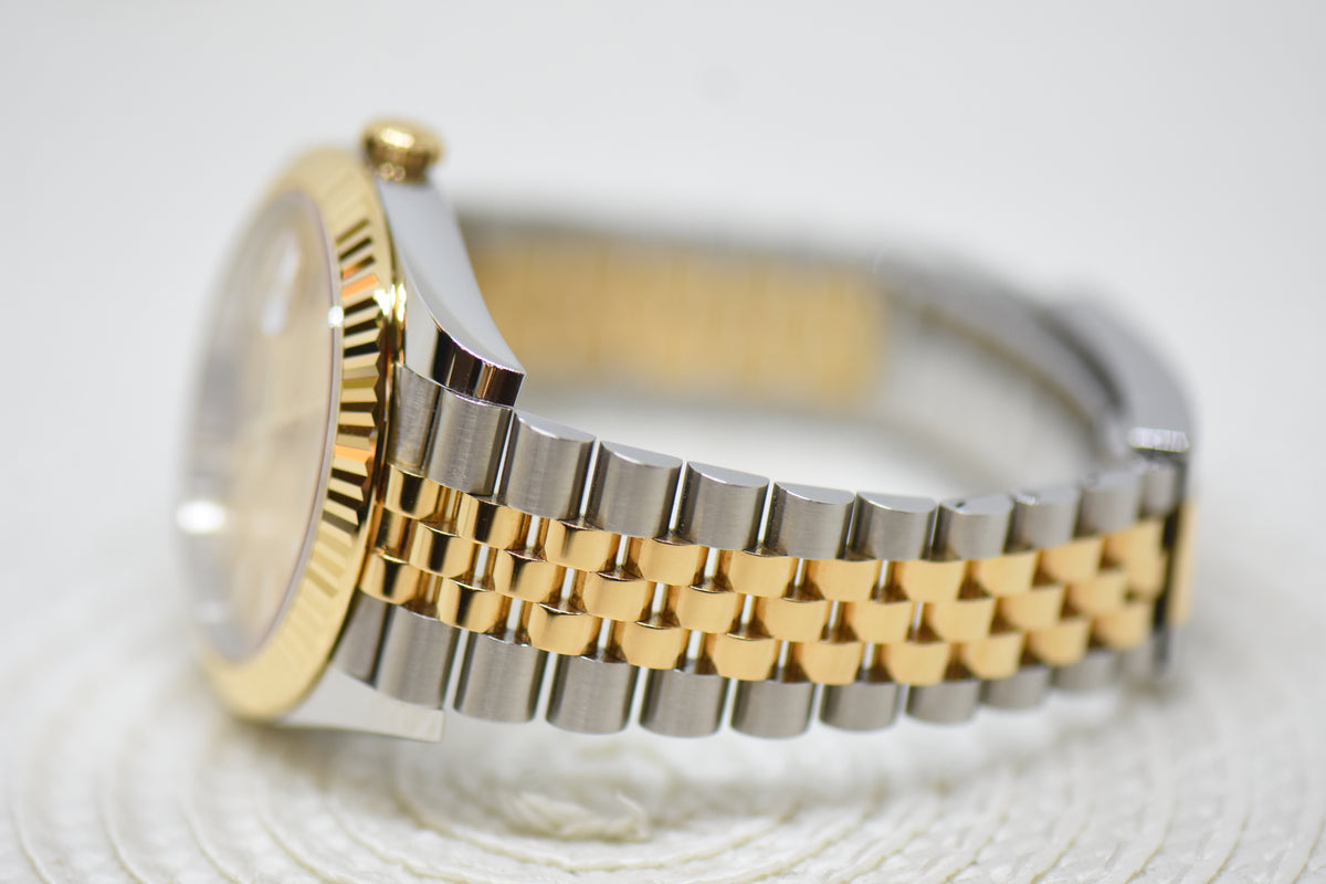 [SOLD] ROLEX OYSTER PERPETUAL 41mm GOLD / STEEL IN JUBILEE BRACELET CHAMPAGNE GOLD DIAL AUTOMATIC 126333 (NEW-UNWORN)