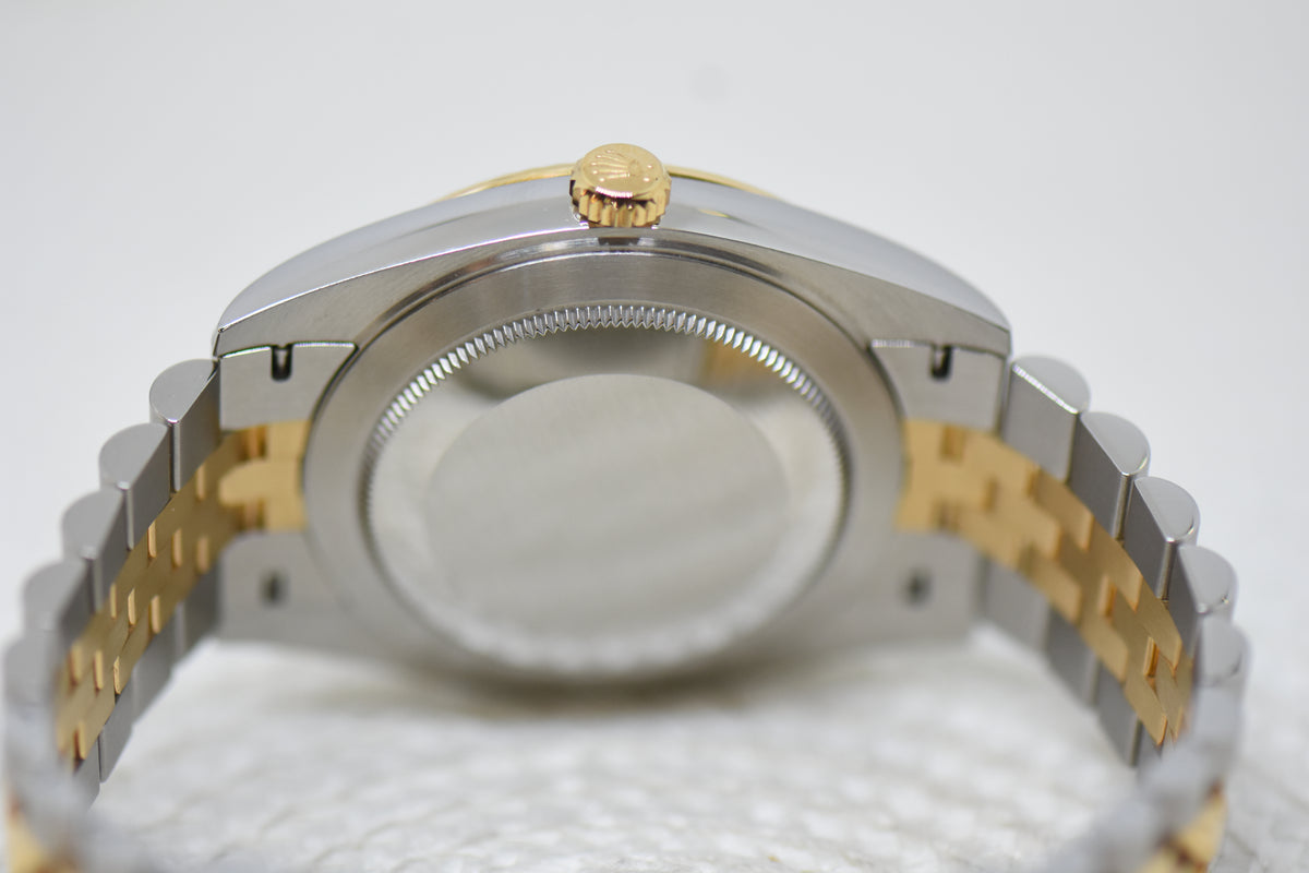 [SOLD] ROLEX OYSTER PERPETUAL 41mm GOLD / STEEL IN JUBILEE BRACELET CHAMPAGNE GOLD DIAL AUTOMATIC 126333 (NEW-UNWORN)