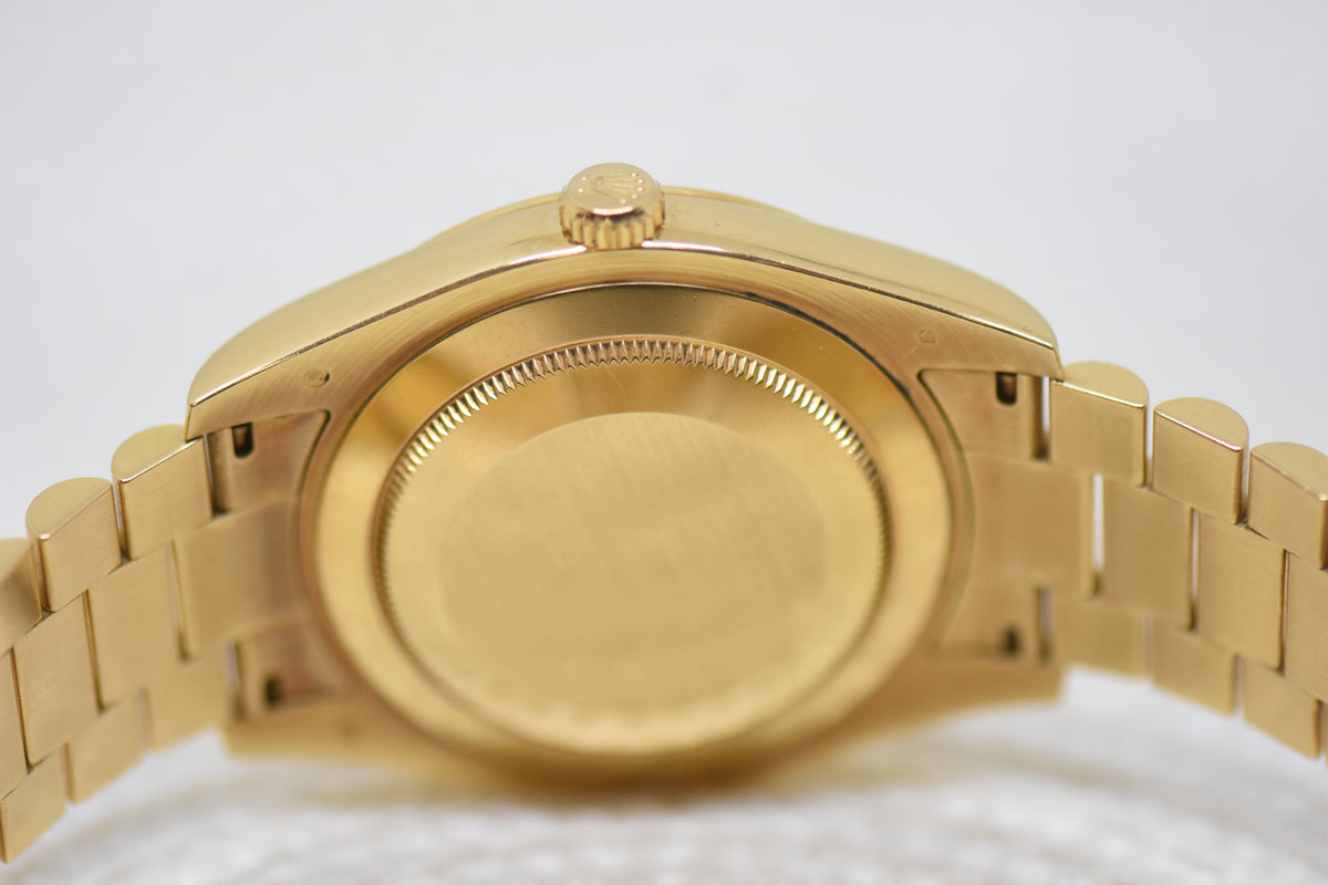 [SOLD] ROLEX OYSTER DAY-DATE II 41mm YELLOW GOLD IN PRESIDENT BRACELET GOLD ROMAN DIAL 218238 (UNPOLISHED)