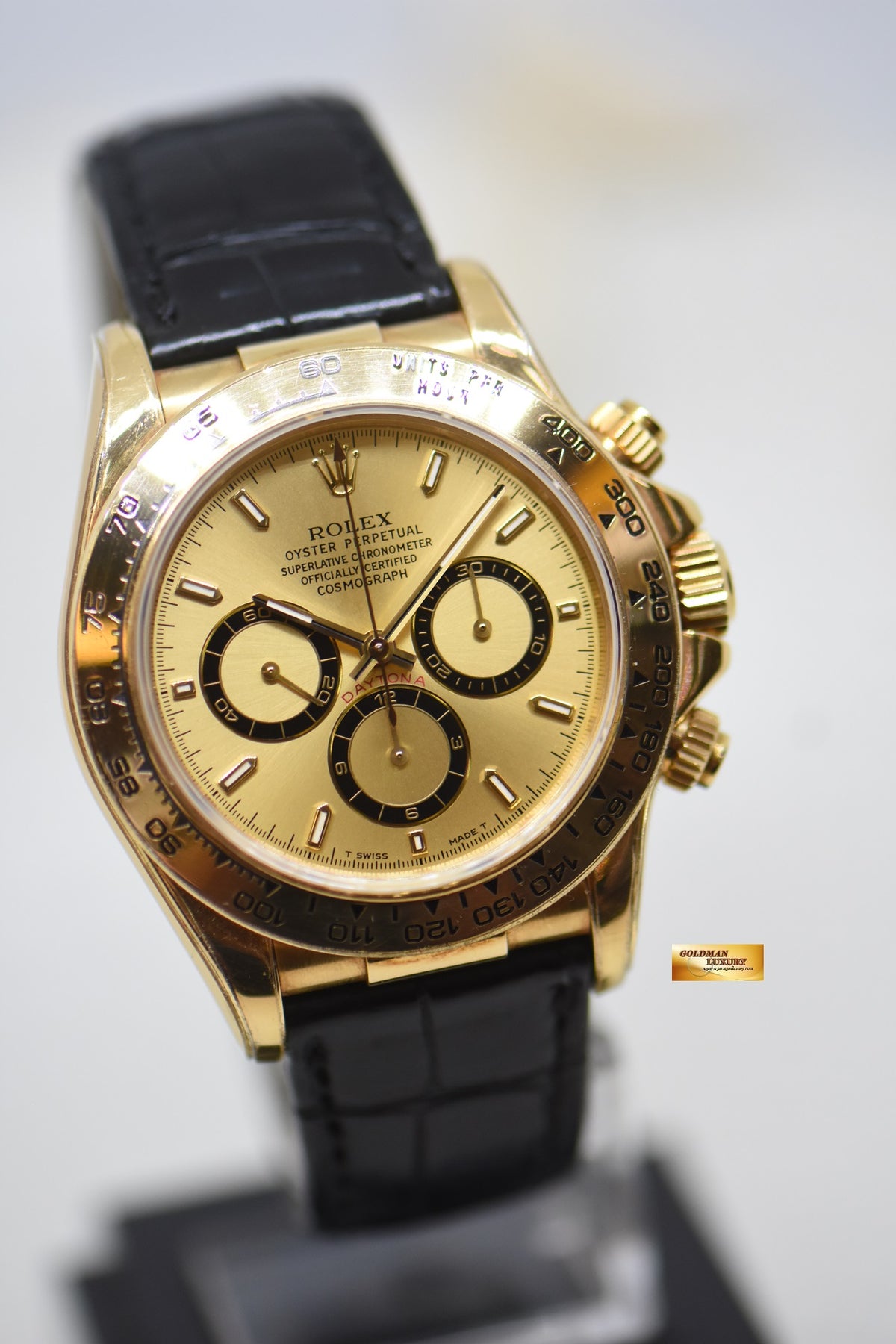 [SOLD] ROLEX OYSTER DAYTONA ZENITH CHRONOGRAPH 40mm YELLOW GOLD IN LEATHER GOLD DIAL 16518 (MINT)