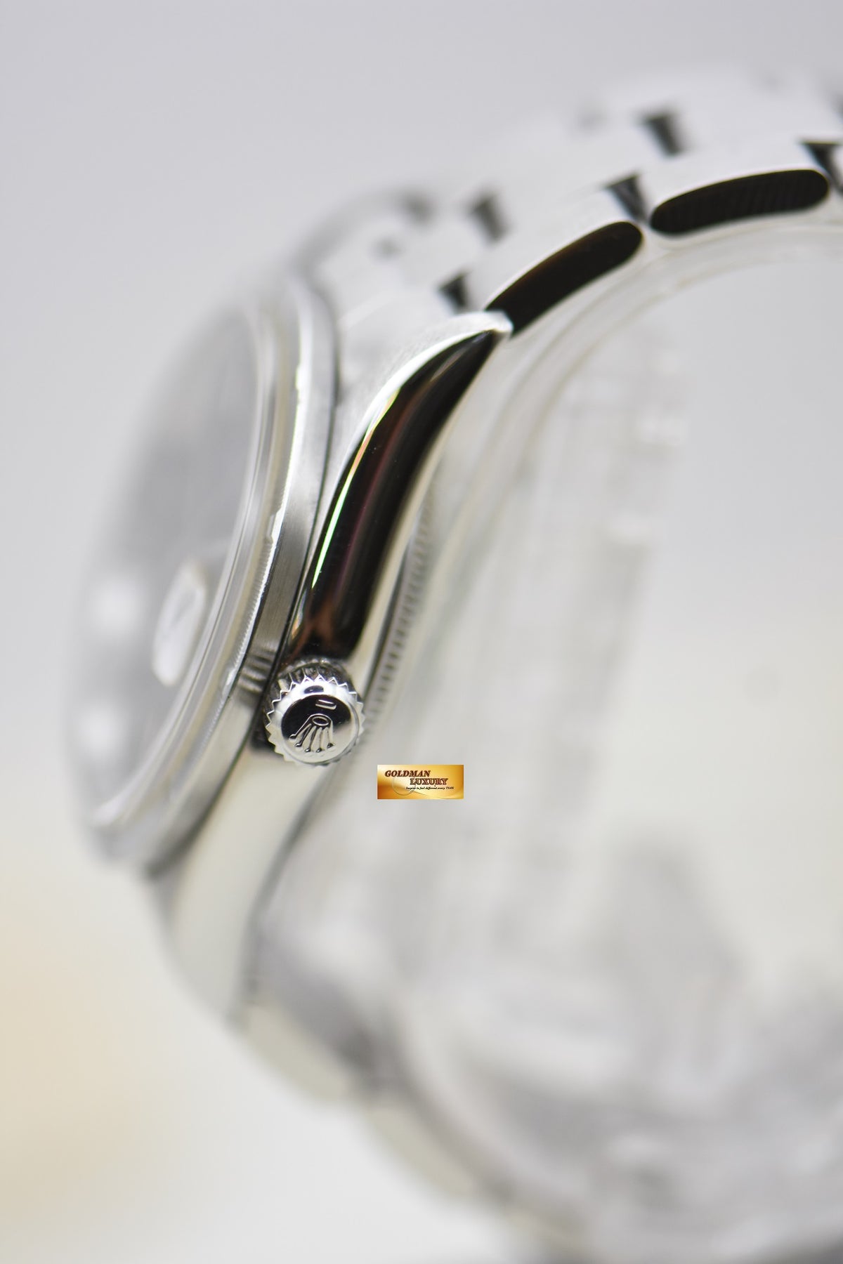 [SOLD] ROLEX OYSTER DATE 34mm STEEL IN BRACELET ENGINE-TURN BEZEL BLACK DIAL 15210 (QUICKSET-DATE) (MINT)