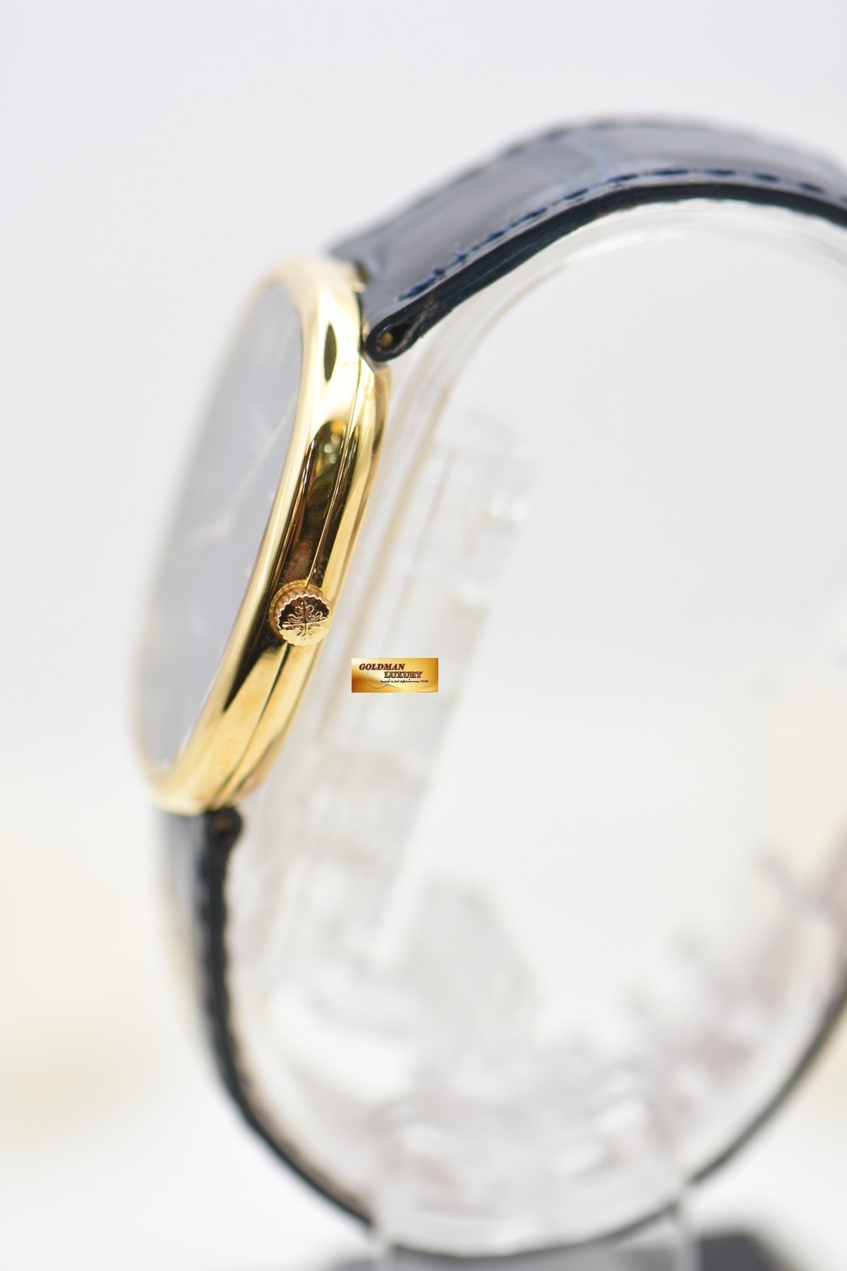 [SOLD] PATEK PHILIPPE GOLDEN ELLIPSE YELLOW GOLD IN LEATHER STRAP 30mm BLUE DIAL QUARTZ 3838J (LIKE NEW)