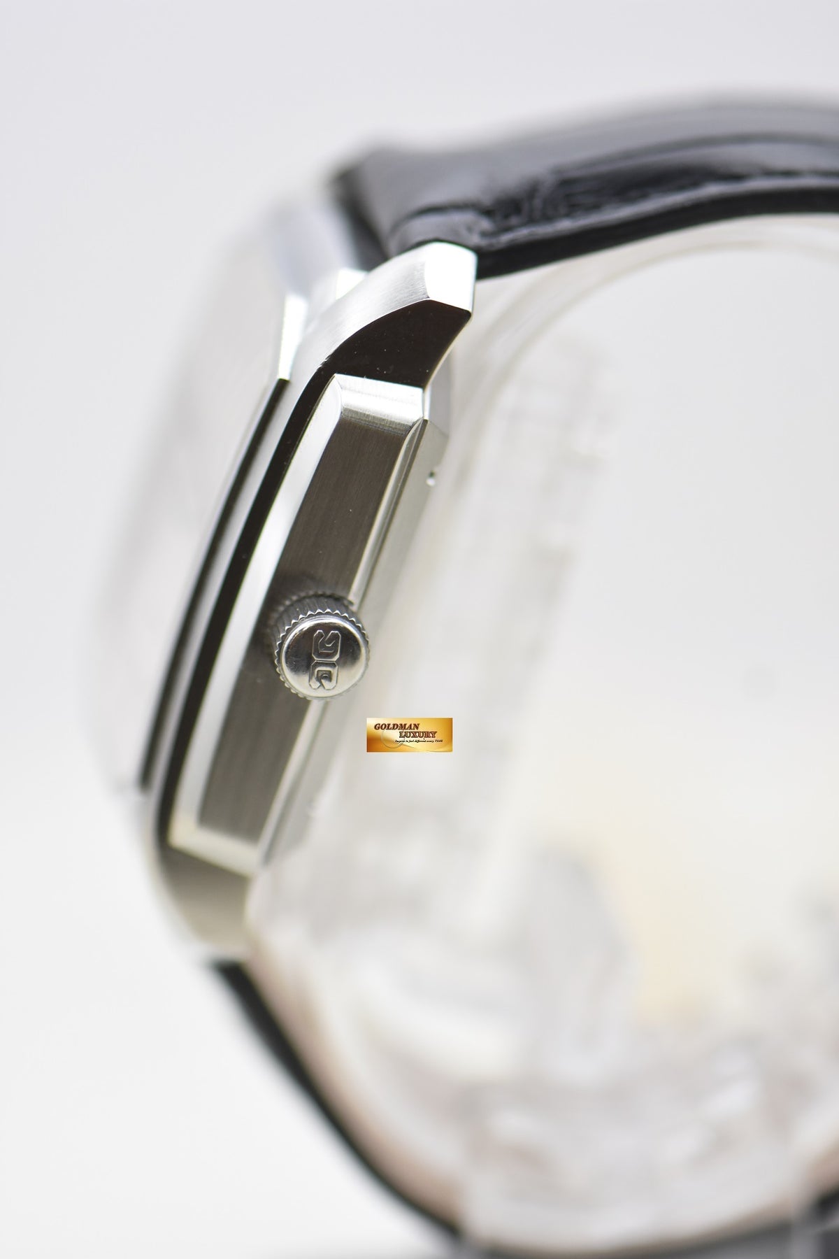 [SOLD] GLASHUTTE SENATOR KARREE MOONPHASE STEEL IN LEATHER STRAP AUTOMATIC 39-43-04-04-04 (MINT)