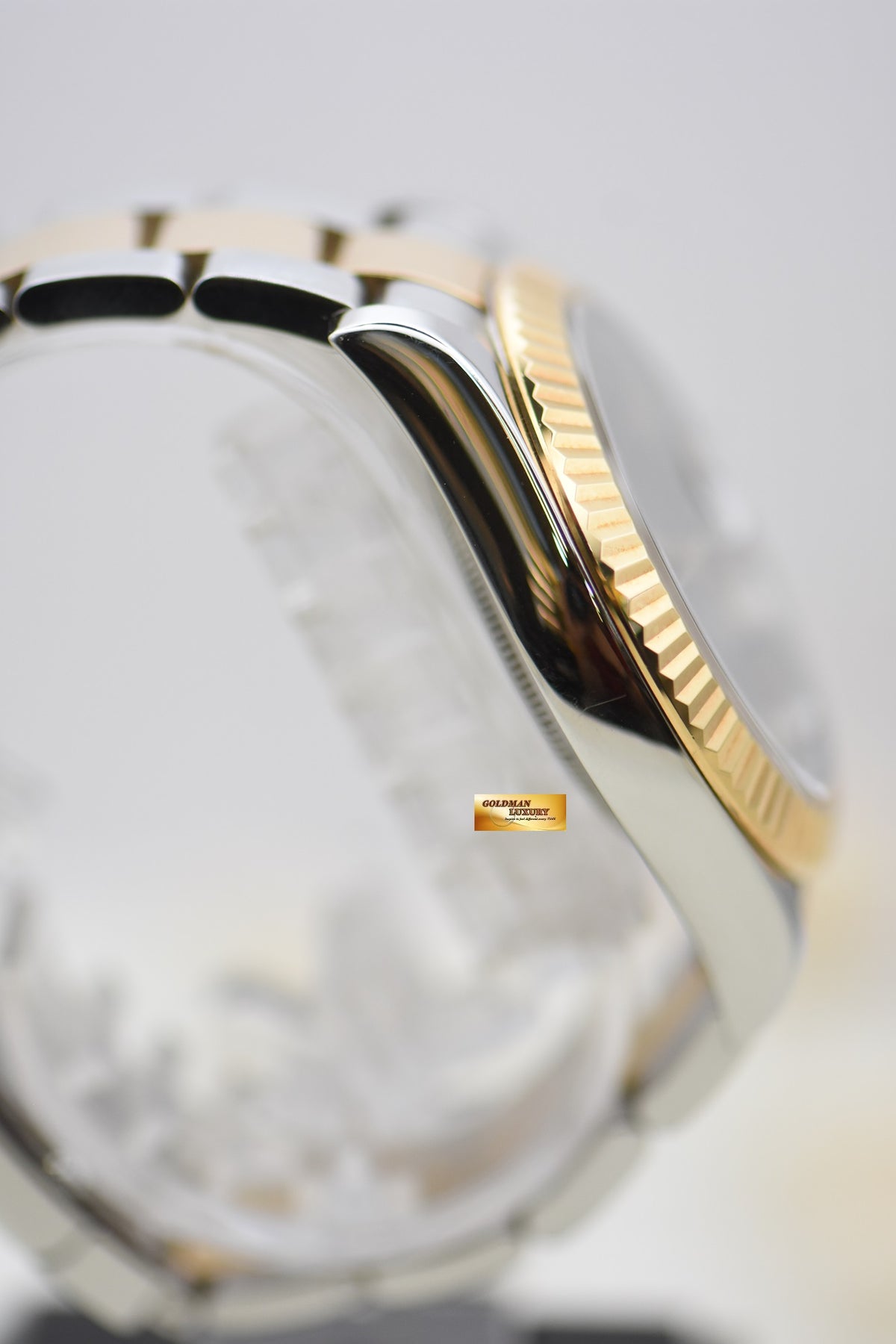 [SOLD] ROLEX OYSTER DATEJUST II 41mm GOLD / STEEL IN OYSTER BRACELET BLACK ROMAN DIAL 116333 (MINT)