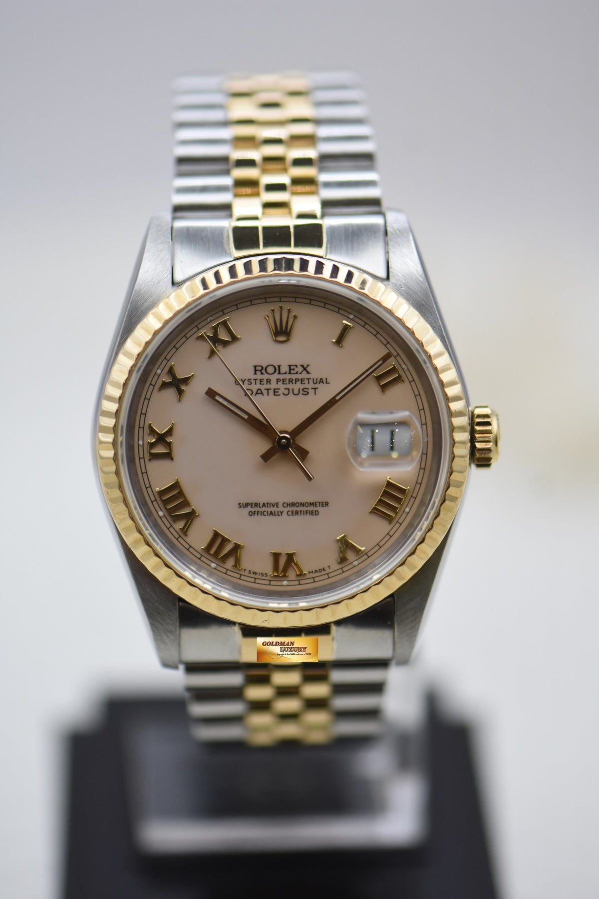 [SOLD] ROLEX OYSTER DATEJUST 36mm HALF-GOLD IN JUBILEE BRACELET SALMON ROMAN DIAL 16233 (MINT)