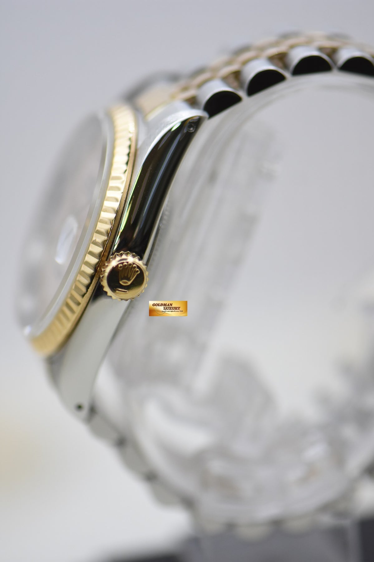 [SOLD] ROLEX OYSTER DATEJUST 36mm HALF-GOLD IN JUBILEE BRACELET SALMON ROMAN DIAL 16233 (MINT)