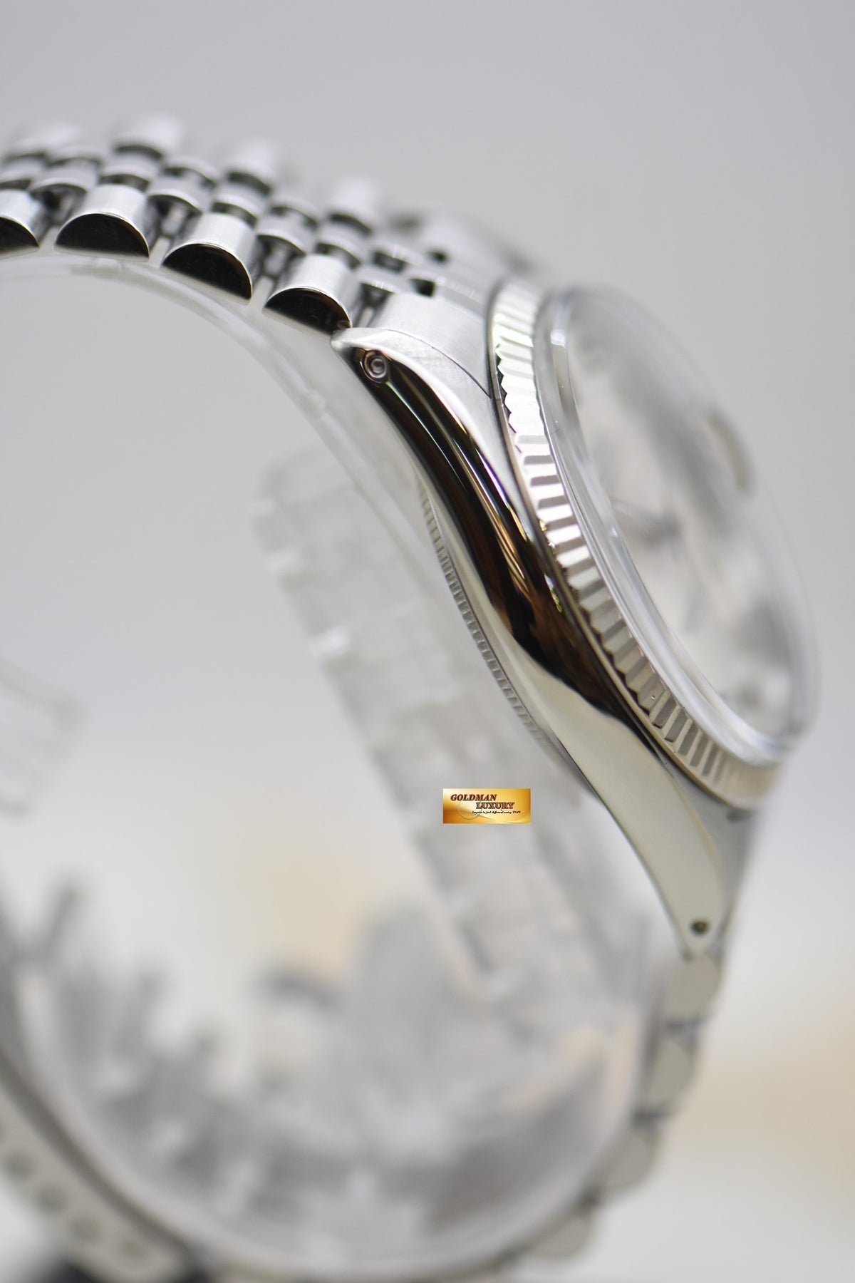 [SOLD] ROLEX OYSTER DATEJUST 36mm STEEL IN JUBILEE BRACELET DIAMOND SILVER DIAL 16014 (MINT)