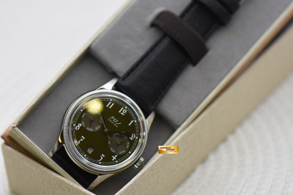 [SOLD] KURONO TOKYO CALENDRIER TYPE 1 38mm STEEL GREEN AUTOMATIC (NEW-UNWORN)