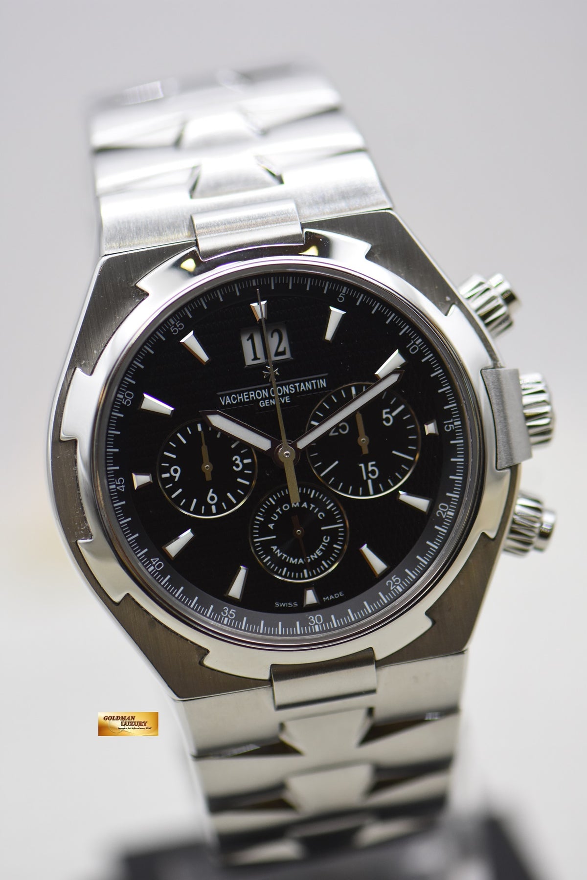 [SOLD] VACHERON CONSTANTIN OVERSEAS CHRONOGRAPH 42mm STEEL IN BRACELET BLACK AUTOMATIC 49150 (MINT)