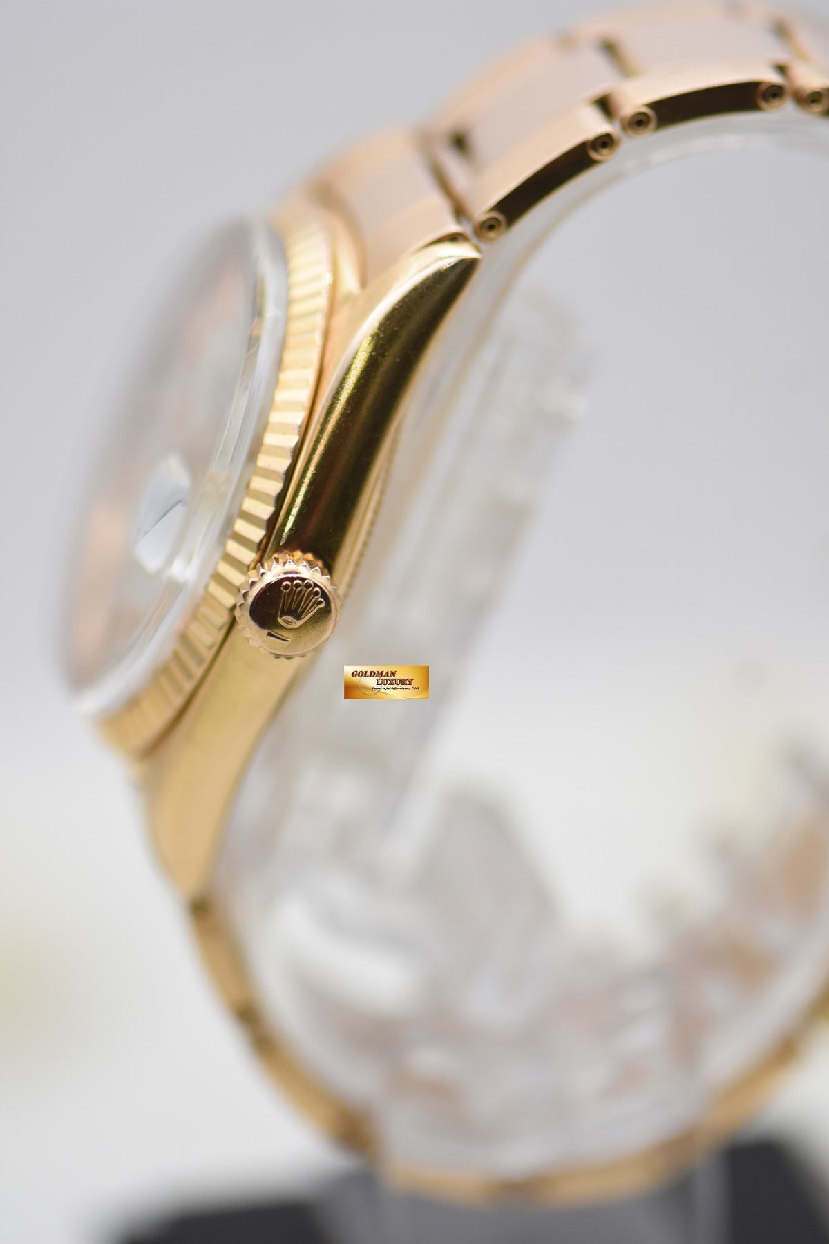 [SOLD] ROLEX OYSTER VINTAGE DATEJUST 36mm ROSE GOLD IN RIVETED BRACELET SILVER DIAL 1601 (VINTAGE-UNPOLISHED)
