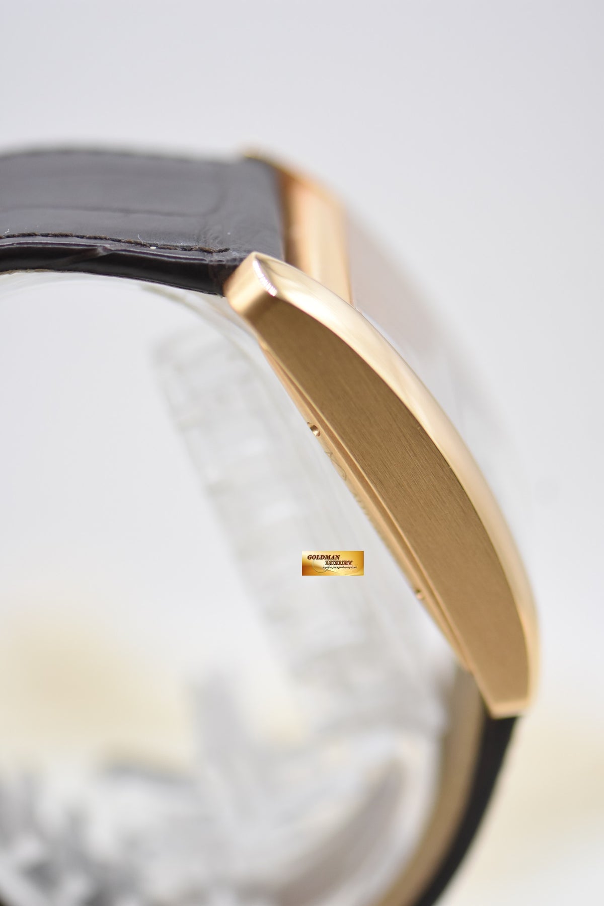 [SOLD] CARTIER TANK MC LARGE MEN’S ROSE GOLD IN LEATHER STRAP AUTOMATIC 3590 (MINT)