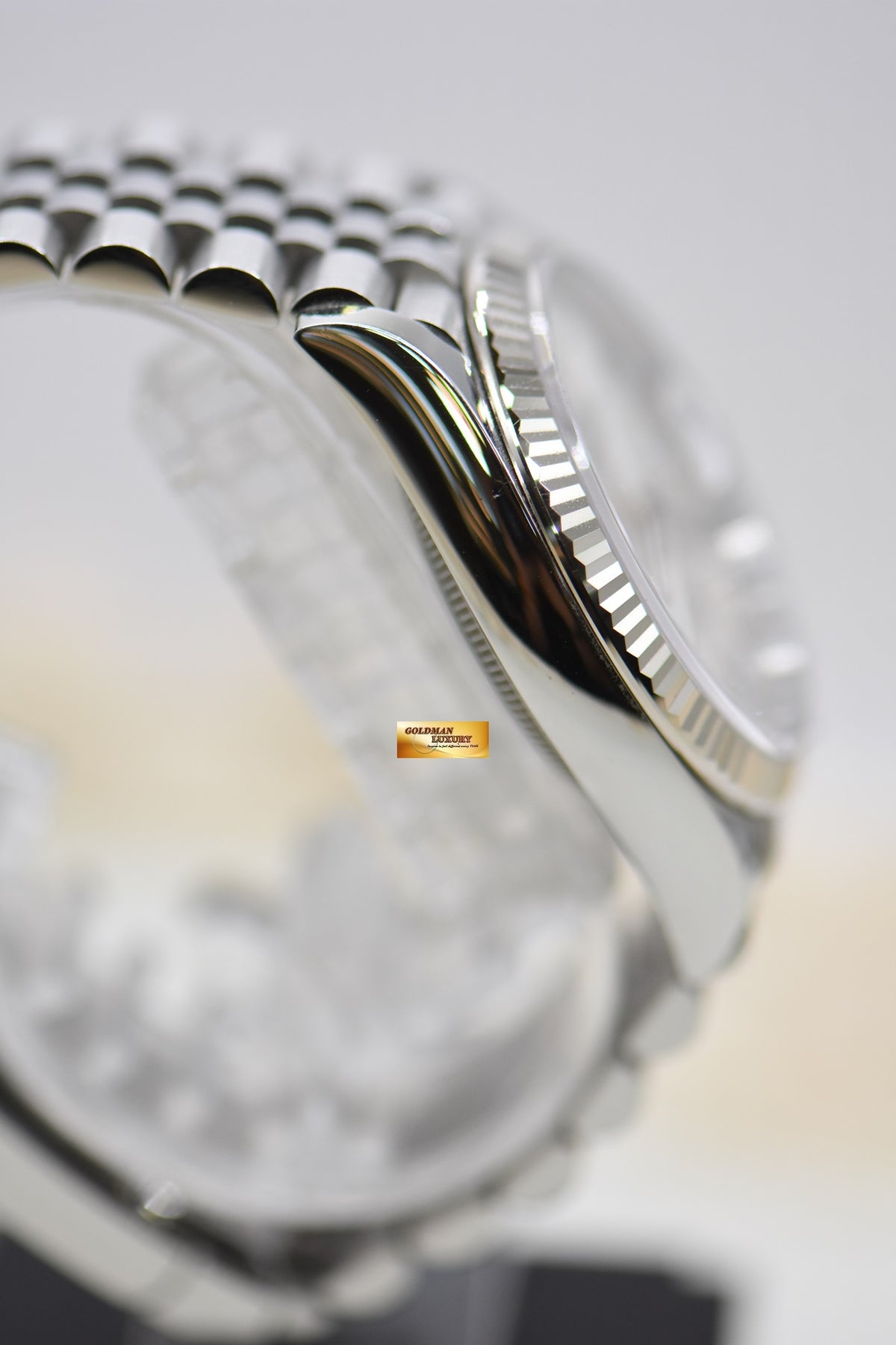 [SOLD] ROLEX OYSTER DATEJUST 36mm STEEL JUBILEE IN BRACELET SILVER ROMAN VIIX DIAMOND DIAL 126234 (MINT)