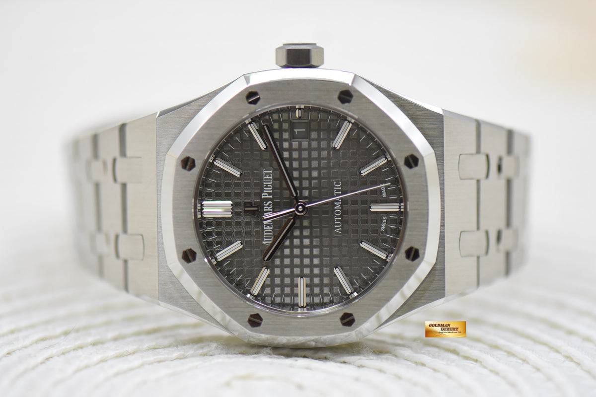 [SOLD] AUDEMARS PIGUET ROYAL OAK 37mm STEEL IN BRACELET GREY DIAL AUTOMATIC 15450ST (MINT)