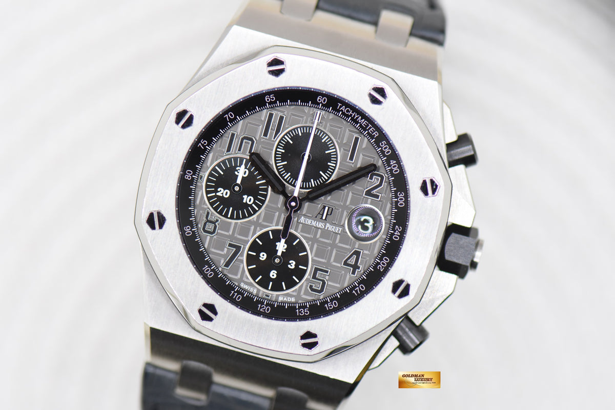 [SOLD] AUDEMARS PIGUET ROYAL OAK OFFSHORE CHRONOGRAPH 42mm STEEL IN LEATHER STRAP GREY DIAL AUTOMATIC 26470ST (UNPOLISHED-MINT)