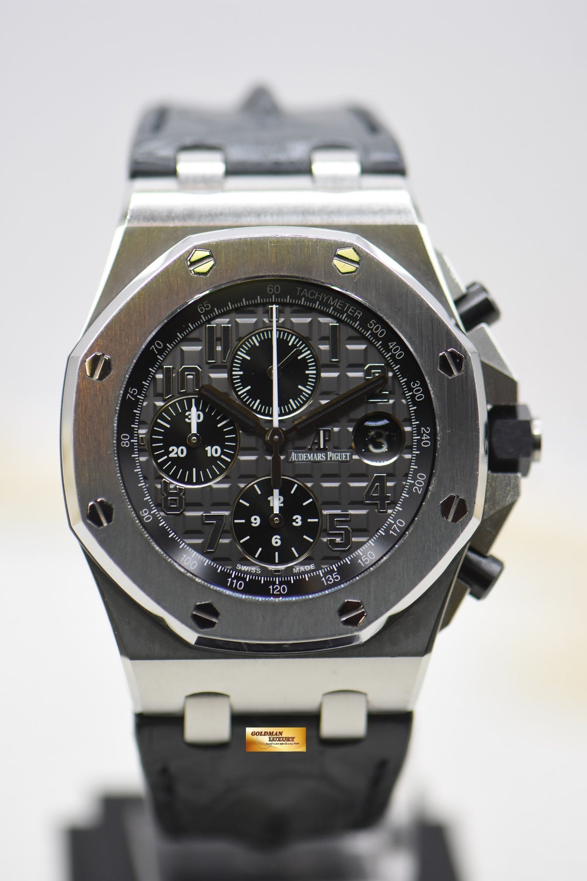 [SOLD] AUDEMARS PIGUET ROYAL OAK OFFSHORE CHRONOGRAPH 42mm STEEL IN LEATHER STRAP GREY DIAL AUTOMATIC 26470ST (UNPOLISHED-MINT)