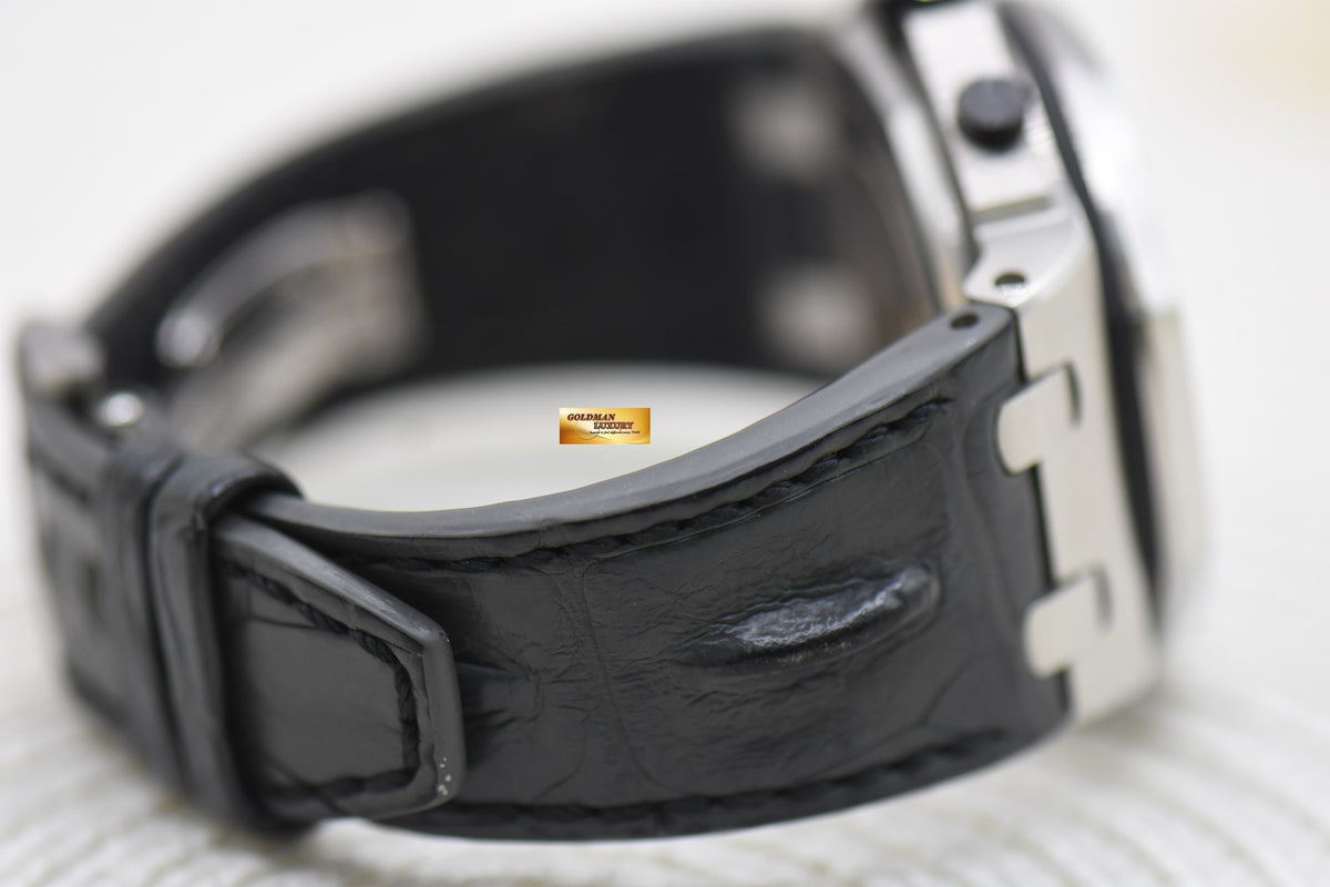 [SOLD] AUDEMARS PIGUET ROYAL OAK OFFSHORE CHRONOGRAPH 42mm STEEL IN LEATHER STRAP GREY DIAL AUTOMATIC 26470ST (UNPOLISHED-MINT)