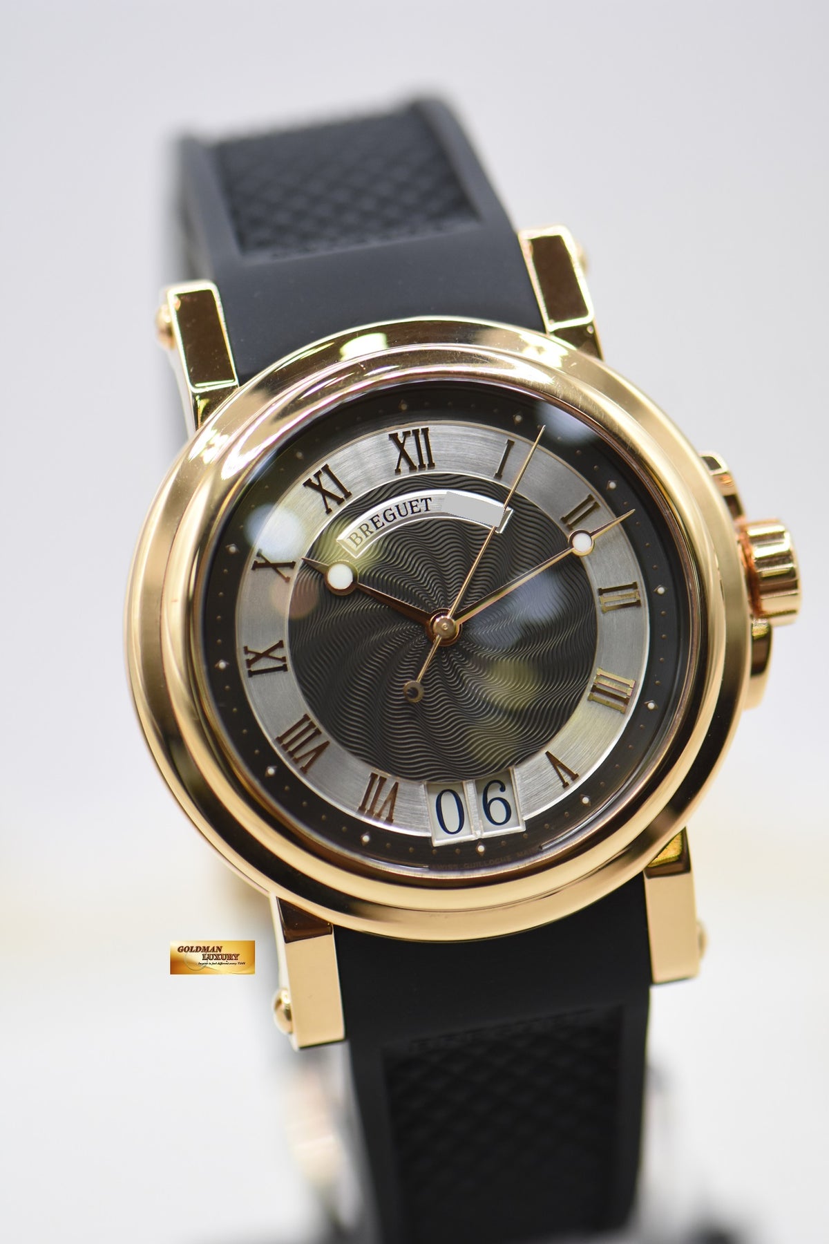 [SOLD] BREGUET MARINE BIG DATE 39mm ROSE GOLD IN LEATHER STRAP AUTOMATIC 5817BR (MINT)