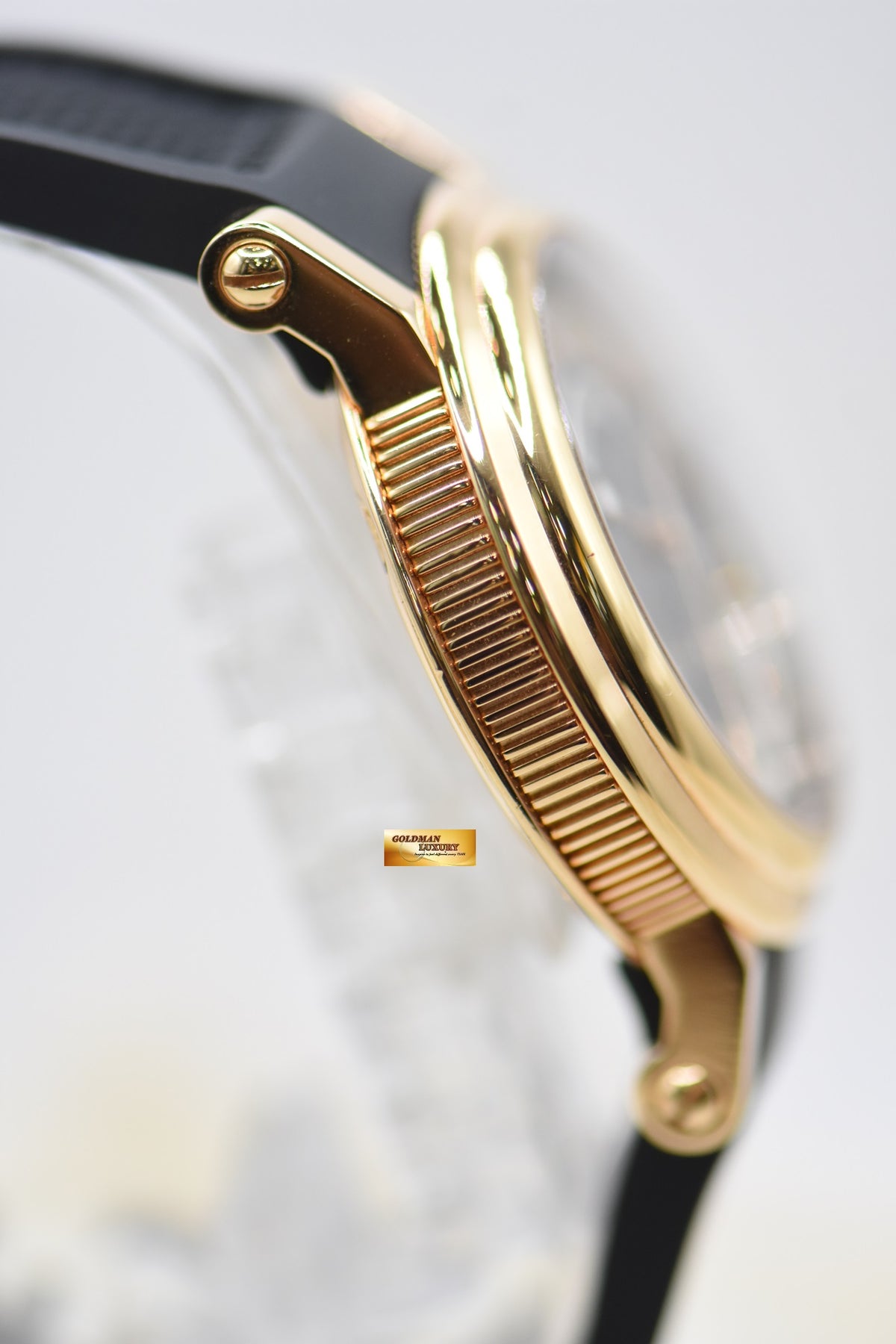 [SOLD] BREGUET MARINE BIG DATE 39mm ROSE GOLD IN LEATHER STRAP AUTOMATIC 5817BR (MINT)