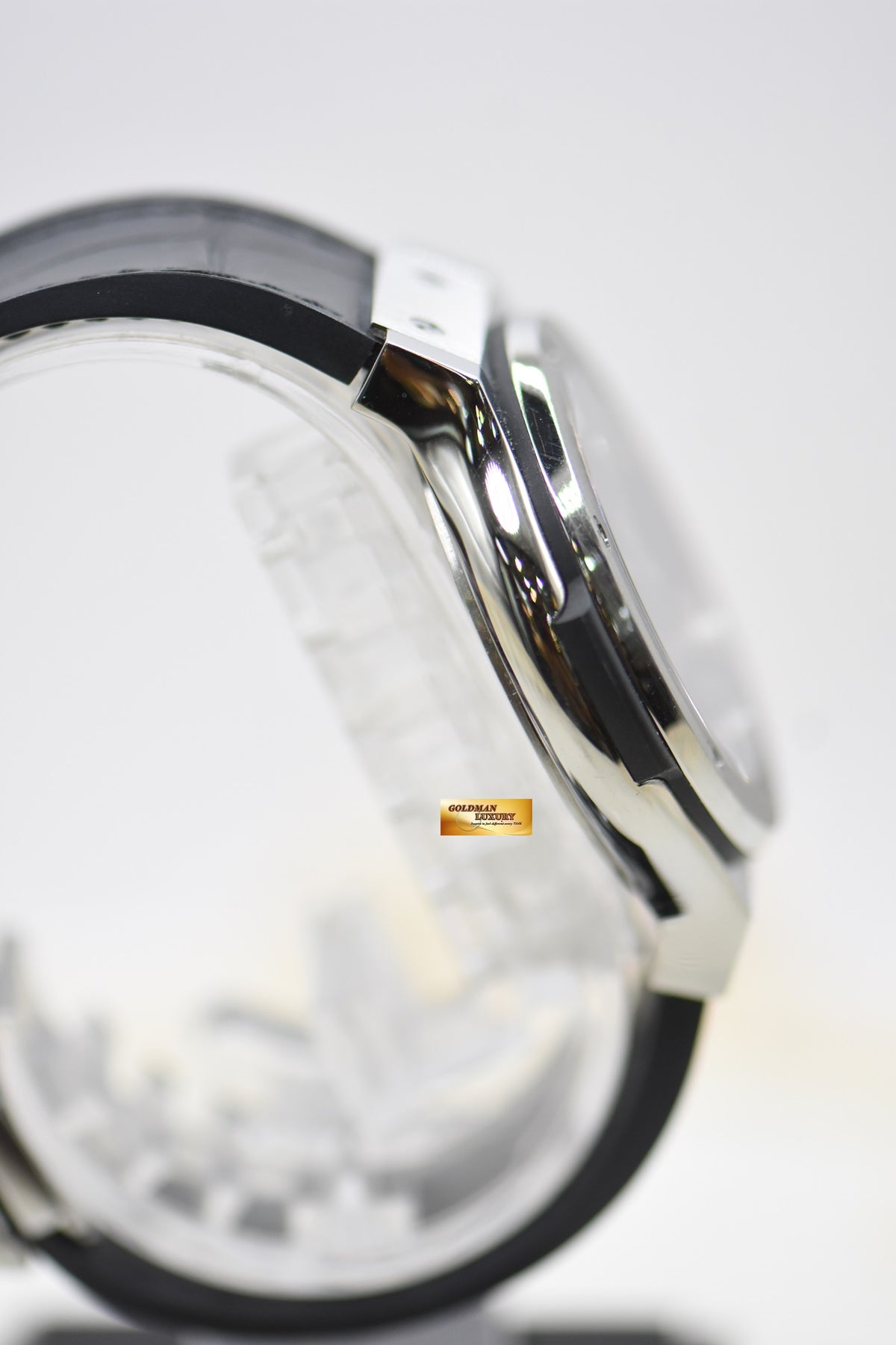 [SOLD] HUBLOT CLASSIC FUSION 38mm STEEL AUTOMATIC BLACK 565.NX.1171.LR (MINT)