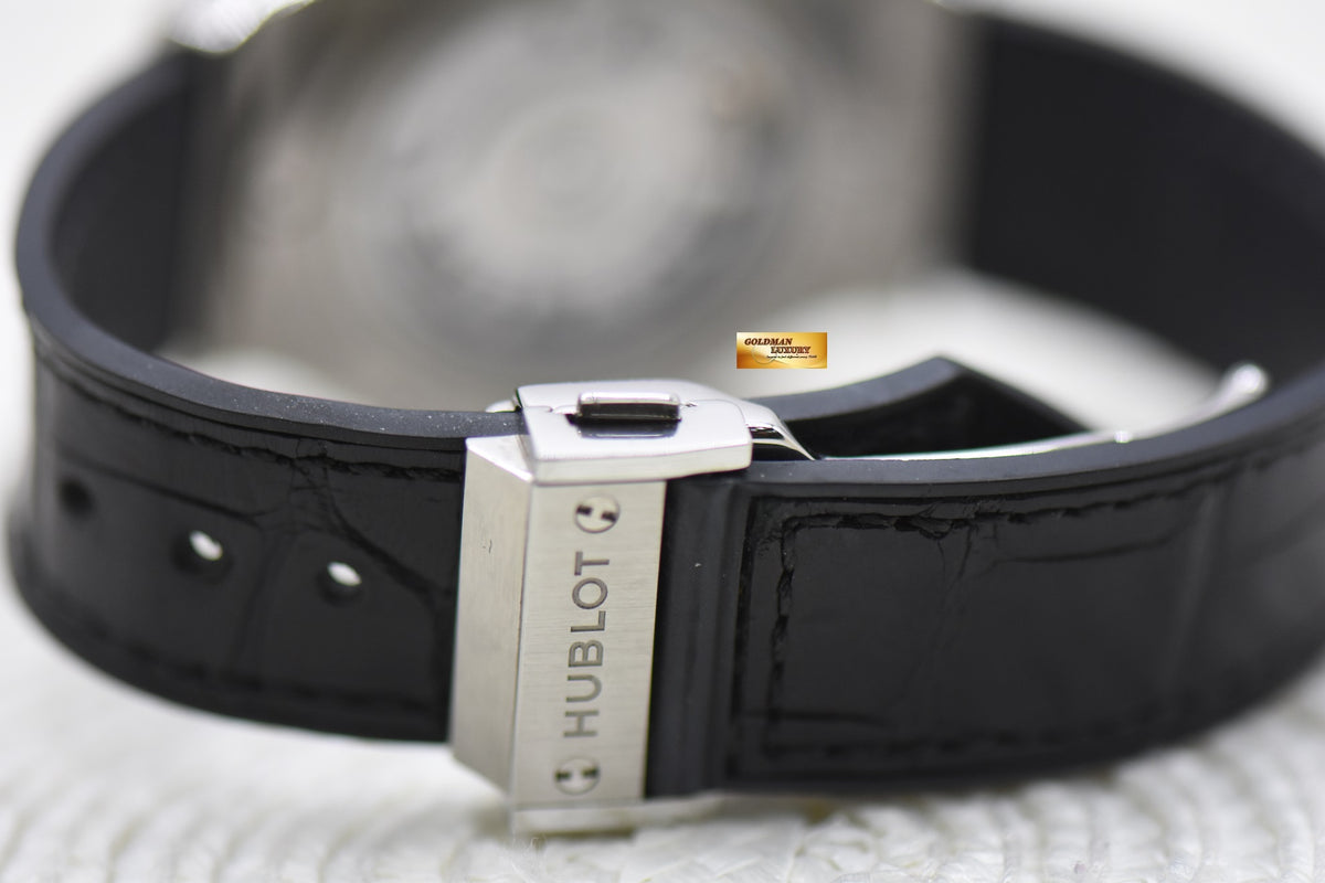 [SOLD] HUBLOT CLASSIC FUSION 38mm STEEL AUTOMATIC BLACK 565.NX.1171.LR (MINT)