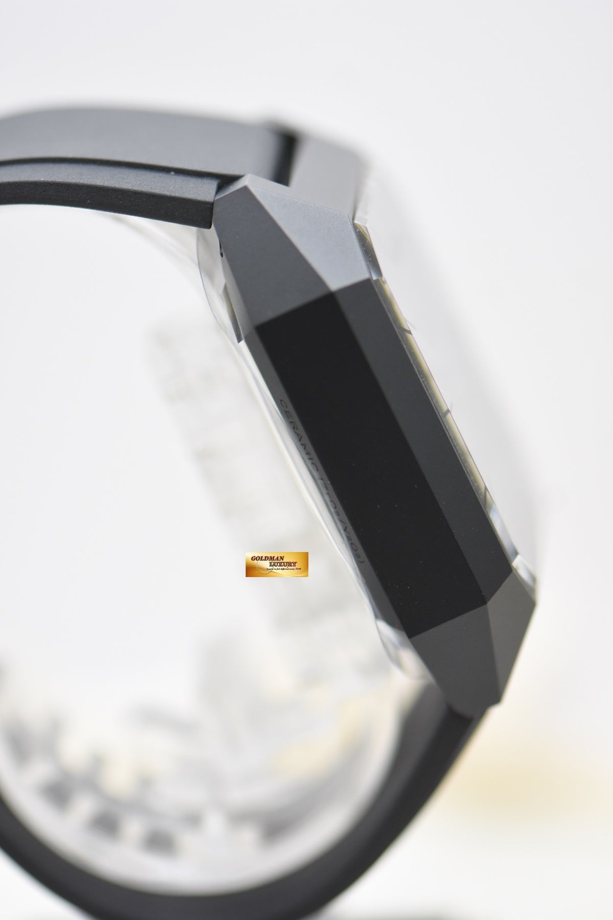 [SOLD] BELL & ROSS CYBER SKULL CERAMIC MANUAL WINDING BR01- SKULL (LNIB)