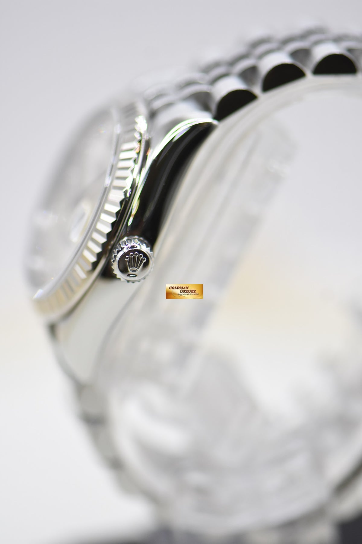 [SOLD] ROLEX OYSTER DATEJUST 31mm STEEL IN JUBILEE BRACELET SILVER DIAMOND DIAL 178274 (MINT)