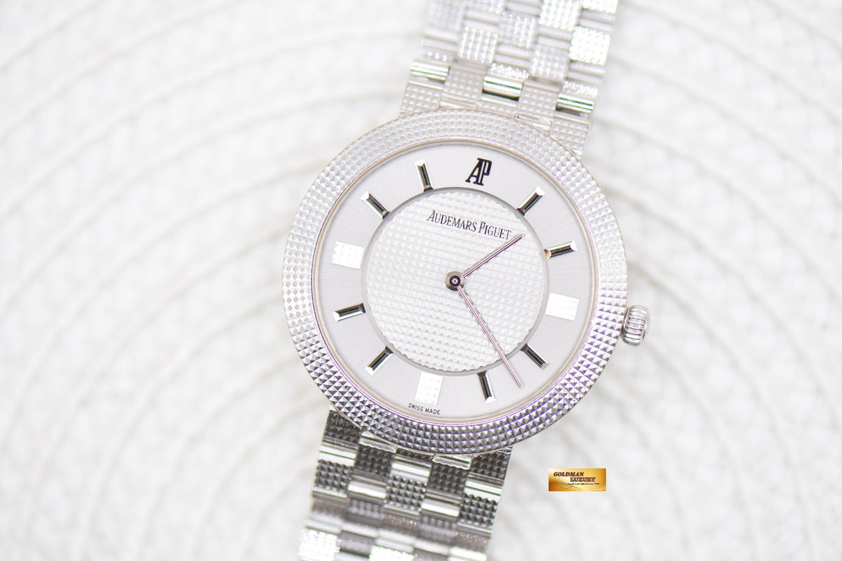 [SOLD] AUDEMARS PIGUET CLASSIC HOBNAIL BEZEL 34mm WHITE GOLD BRACELET MANUAL 15026BC (MINT)