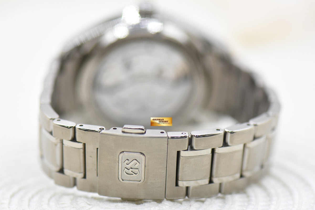 [SOLD] GRAND SEIKO SNOWFLAKE TITANIUM 41mm WHITE SPRING DRIVE SBGA211 (MINT)