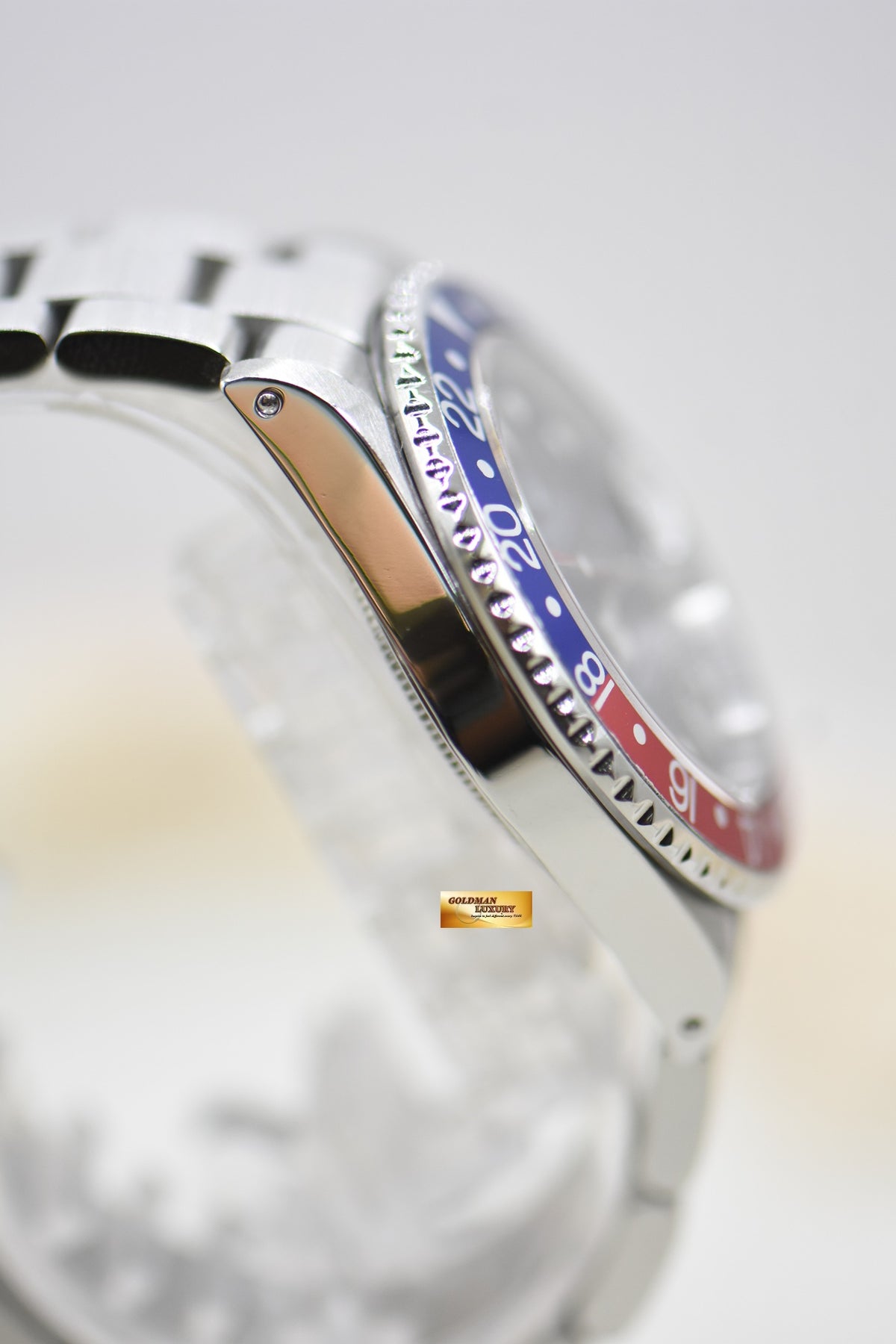 [SOLD] ROLEX OYSTER PERPETUAL GMT-MASTER II 40mm RED/BLUE PEPSI BEZEL STEEL OYSTER BRACELET 16710 (MINT)