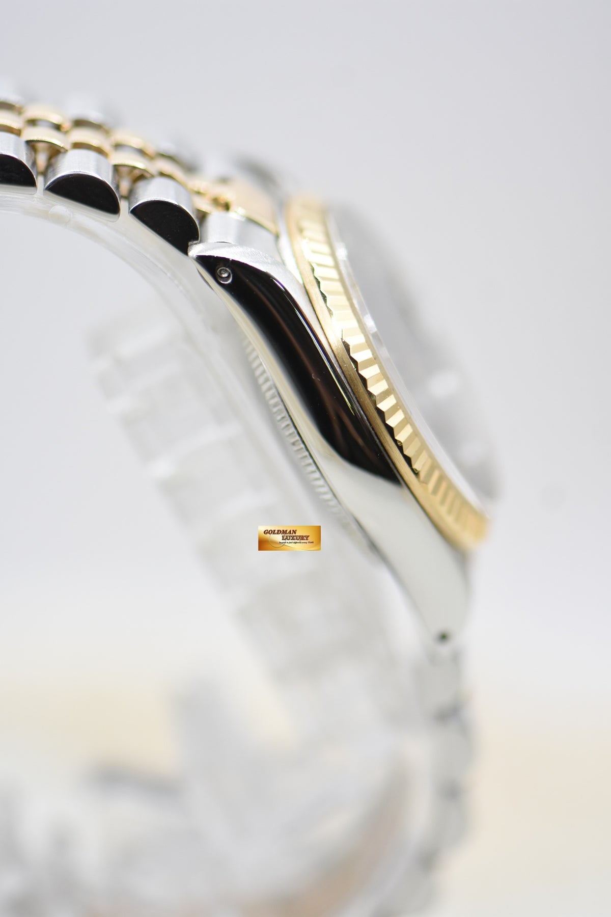 [SOLD] ROLEX OYSTER DATEJUST 31mm HALF-GOLD IN JUBILEE BRACELET BLACK DIAMOND DIAL 68273 (MINT)