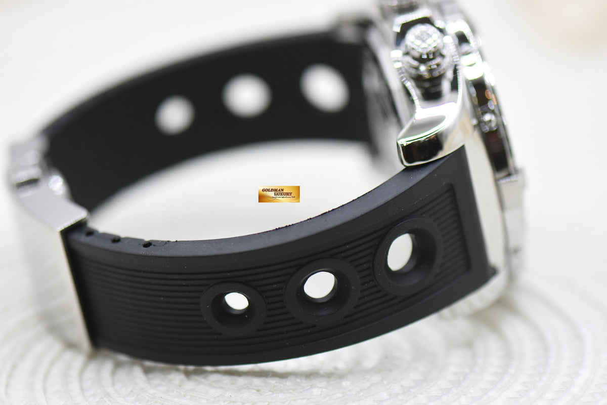 [SOLD] BREITLING SUPER AVENGER CHRONOGRAPH 48mm STEEL IN RUBBER STRAP BLACK A13370 AUTOMATIC (MINT)