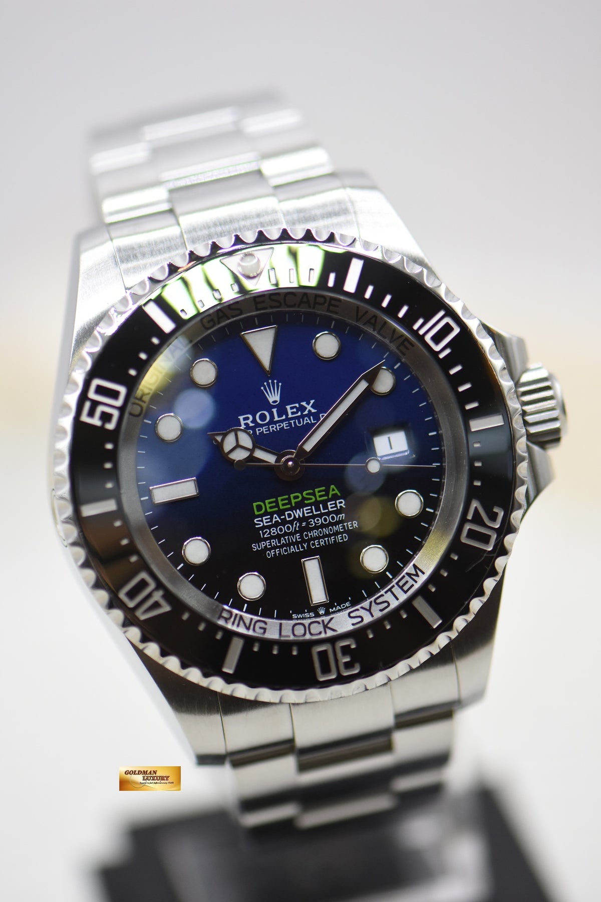[SOLD] ROLEX OYSTER PERPETUAL DEEPSEA 44mm D-BLUE DIAL BLACK CERAMIC BEZEL 126660 (MINT)
