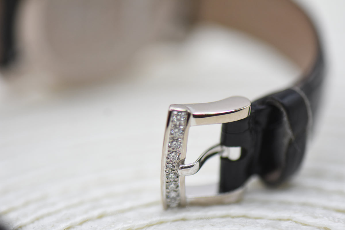 CHOPARD L’Heure Du DIAMANT LADIES 33mm WHITE GOLD IN LEATHER STRAP MOP QUARTZ 139339 (MINT)