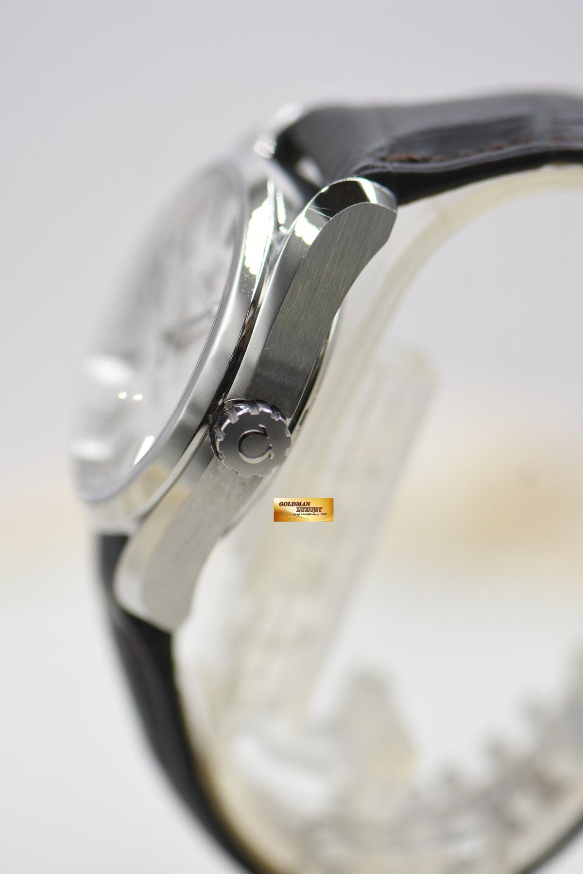 OMEGA SEAMASTER AQUA TERRA 150m CO-AXIAL 38.5mm STEEL IN LEATHER STRAP AUTOMATIC (LNIB)