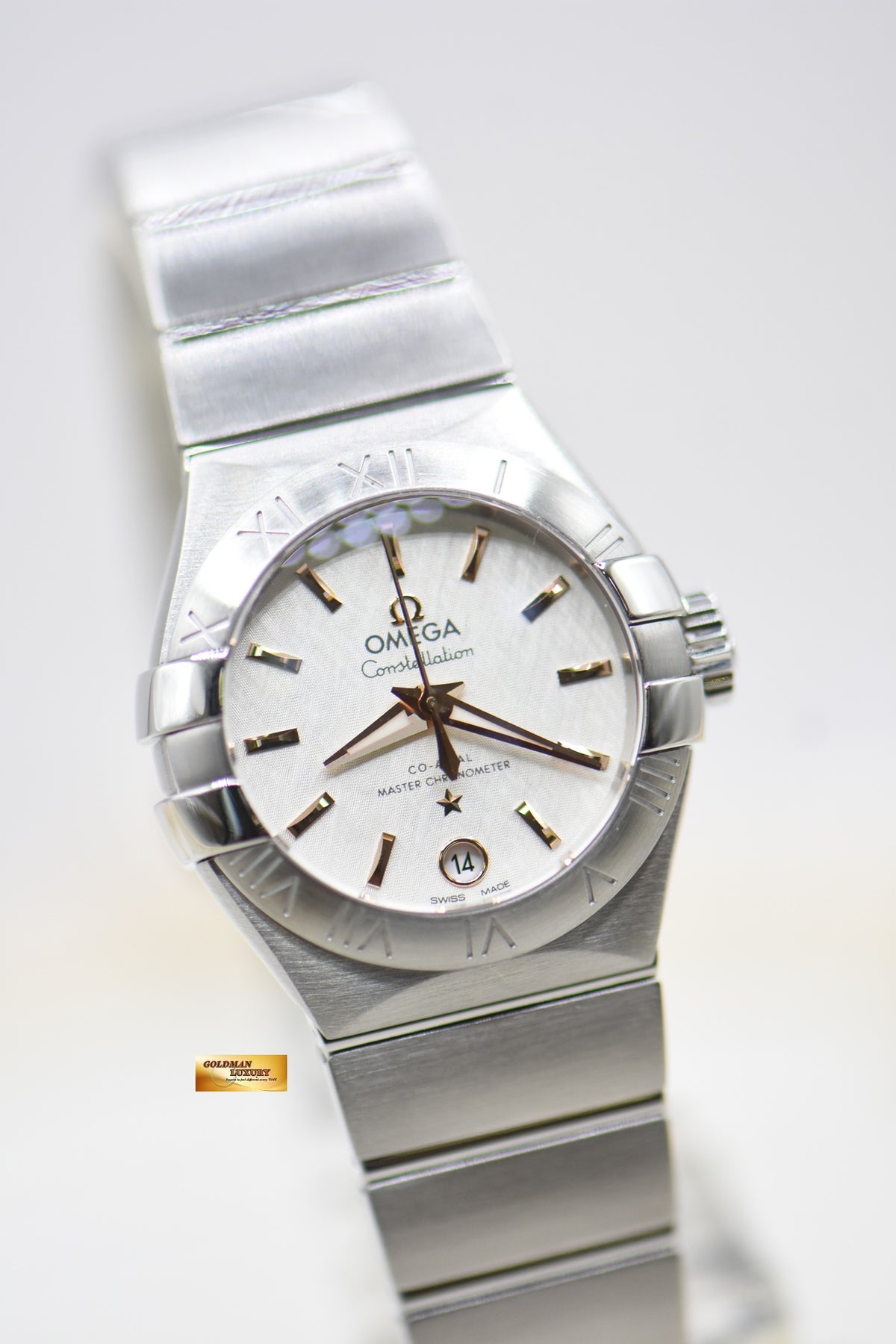OMEGA CONSTELLATION 27mm STEEL IN BRACELET SILVERY SILK-LIKE DIAL AUTOMATIC (LNIB)