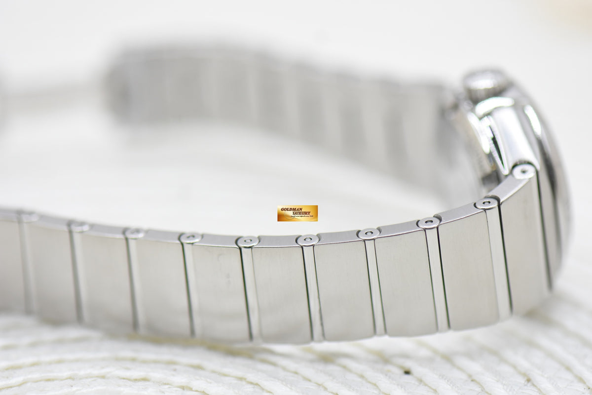 OMEGA CONSTELLATION 27mm STEEL IN BRACELET SILVERY SILK-LIKE DIAL AUTOMATIC (LNIB)