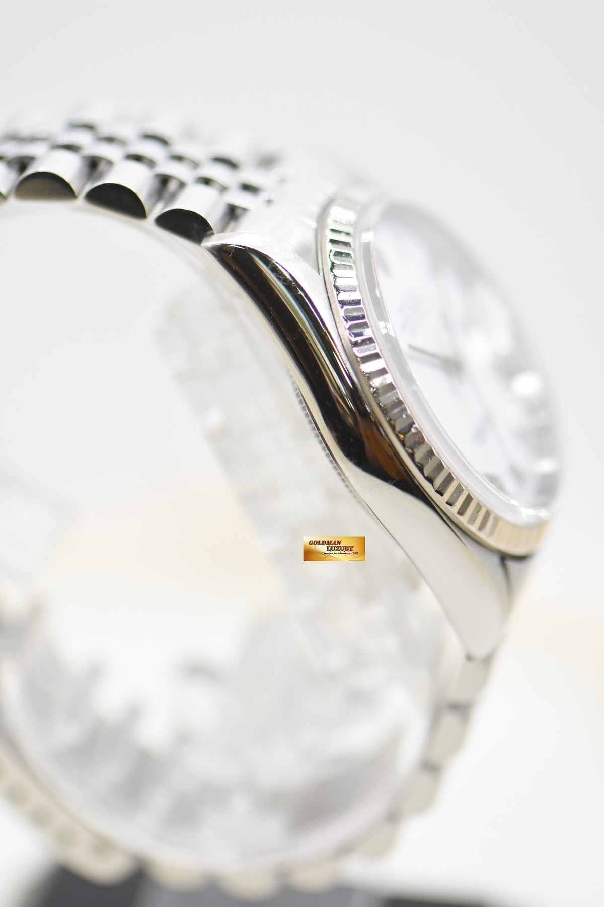 ROLEX OYSTER DATEJUST 36mm STEEL IN JUBILEE BRACELET WHITE ROMAN DIAL 16234 (MINT)