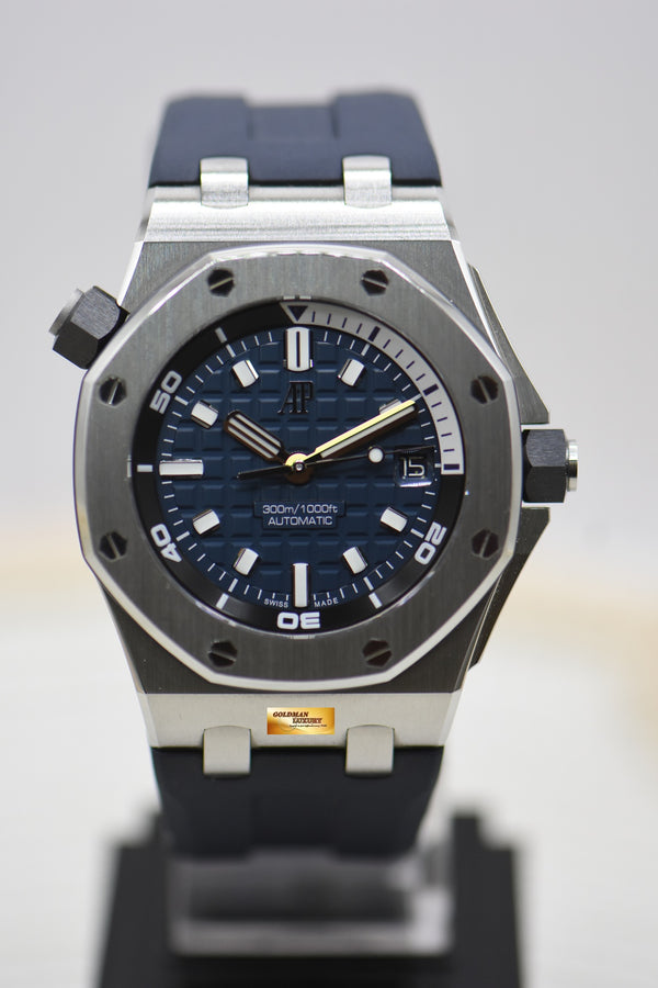 AUDEMARS PIGUET ROYAL OAK OFFSHORE DIVER 42mm BLUE AUTOMATIC 15720ST (MINT)