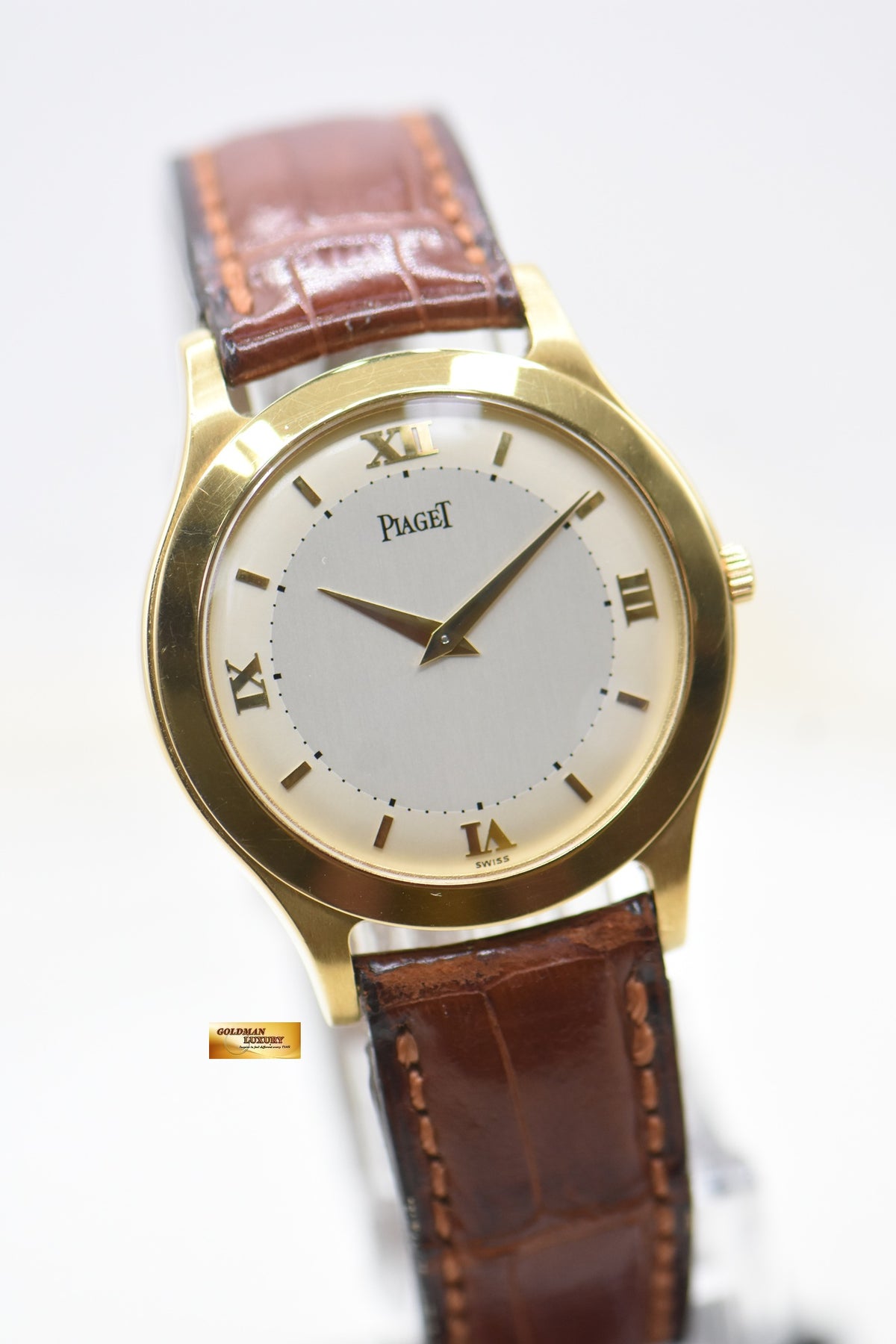 PIAGET CLASSIC LADIES 33mm 18K YELLOW GOLD MANUAL G0A17178 (MINT)
