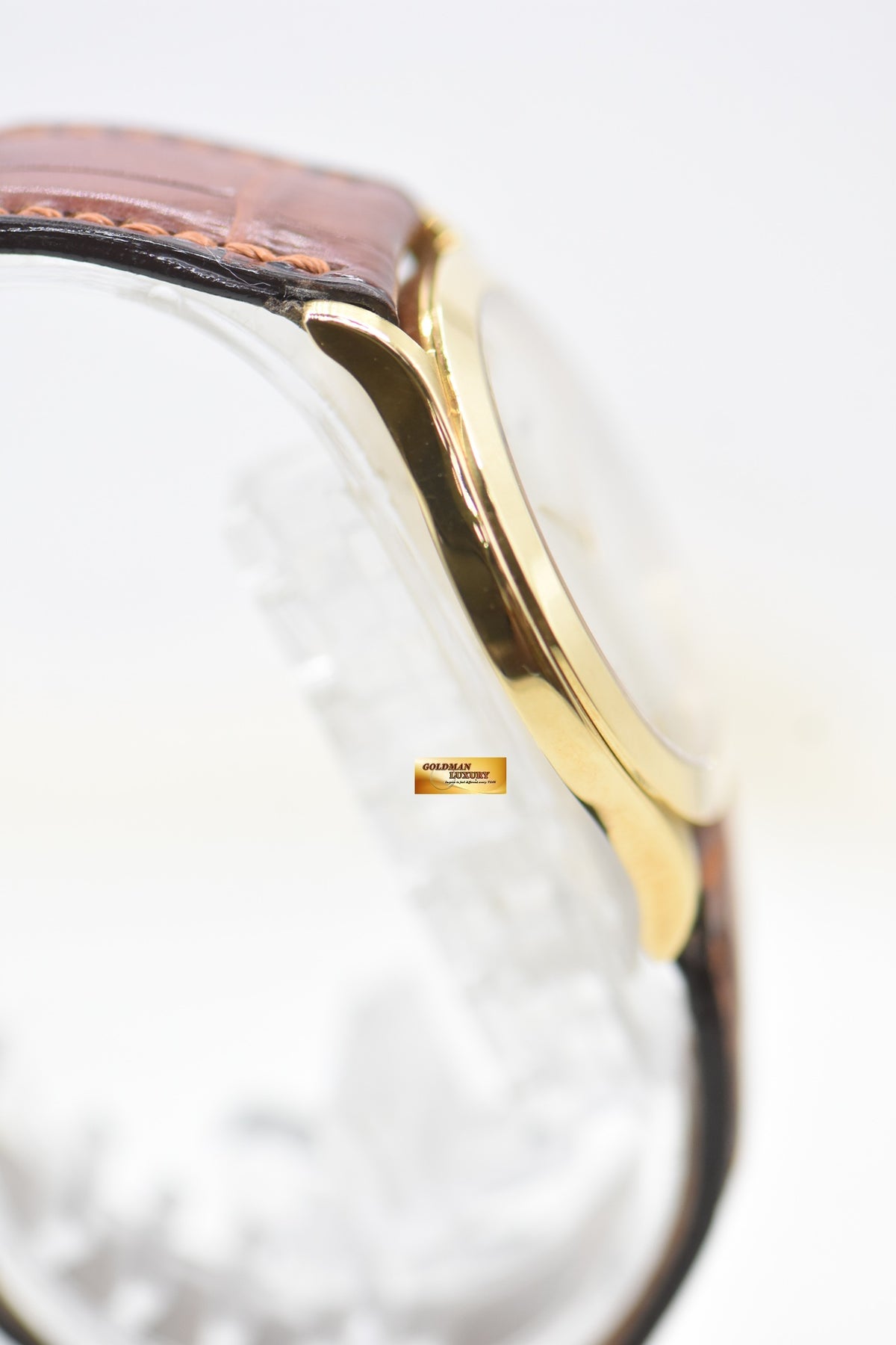 PIAGET CLASSIC LADIES 33mm 18K YELLOW GOLD MANUAL G0A17178 (MINT)