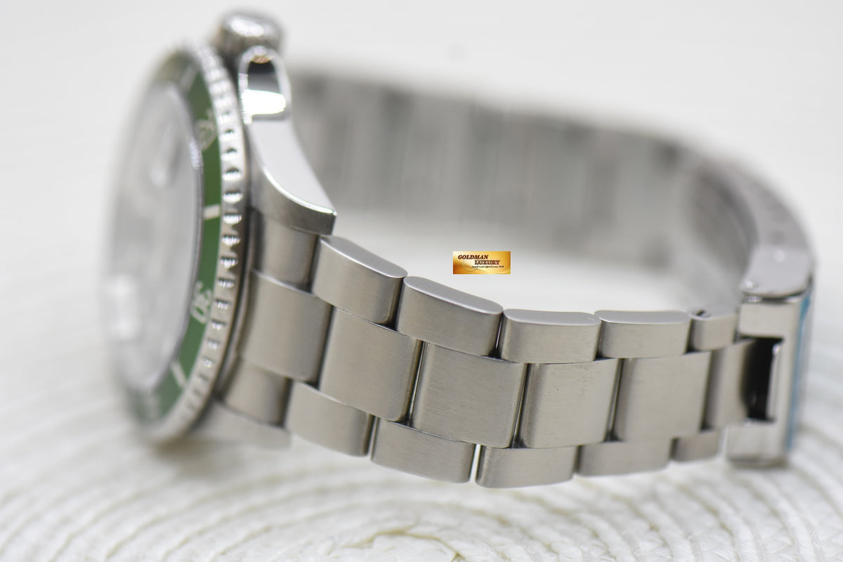[SOLD] ROLEX OYSTER SUBMARINER FLAT 4 KERMIT 40mm BLACK 16610LV (LNIB) (COLLECTOR’S PIECE)