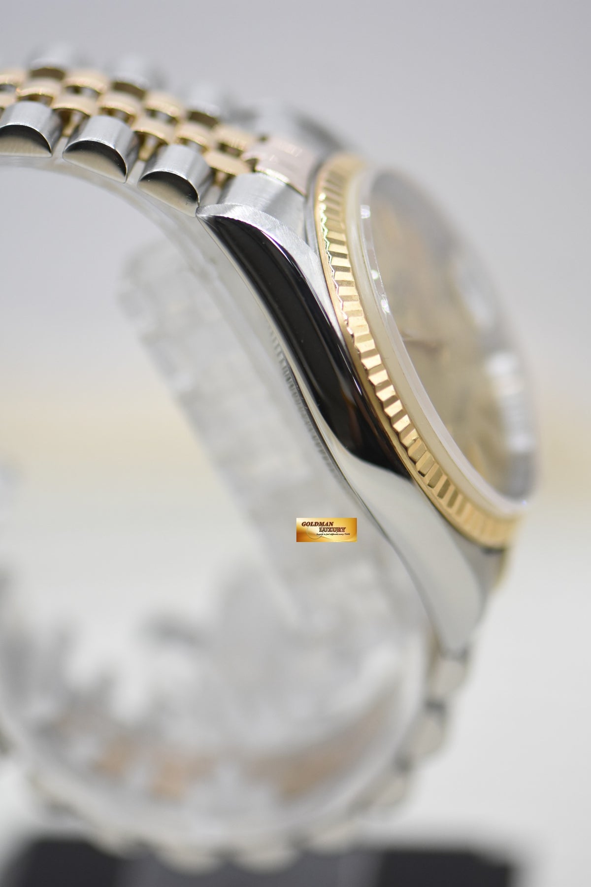 [SOLD] ROLEX OYSTER DATEJUST 36mm HALF-GOLD JUBILEE BRACELET GOLD TAPESTRY DIAL 16233 (MINT)