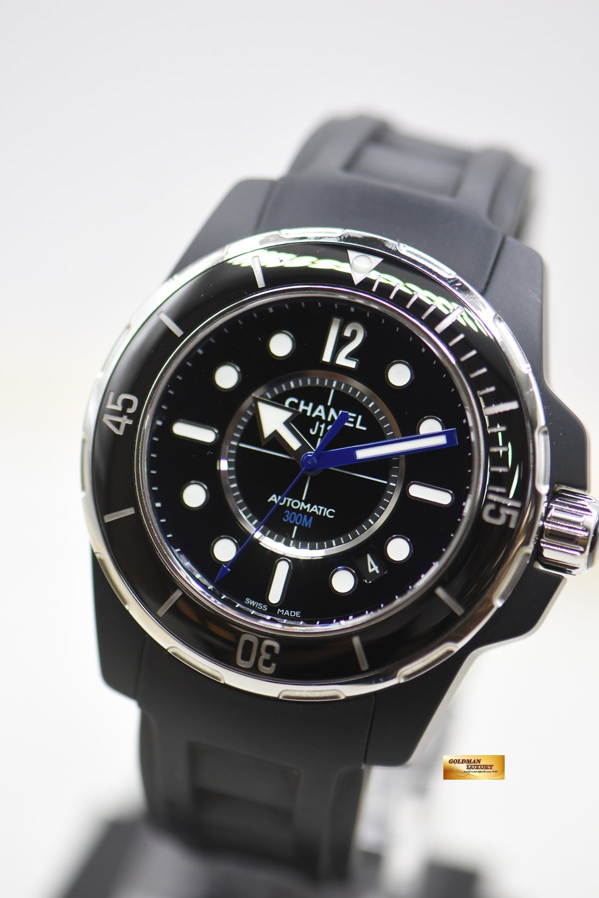 CHANEL J12 MARINE 42mm BLACK CERAMIC IN RUBBER AUTOMATIC H2558 (MINT)