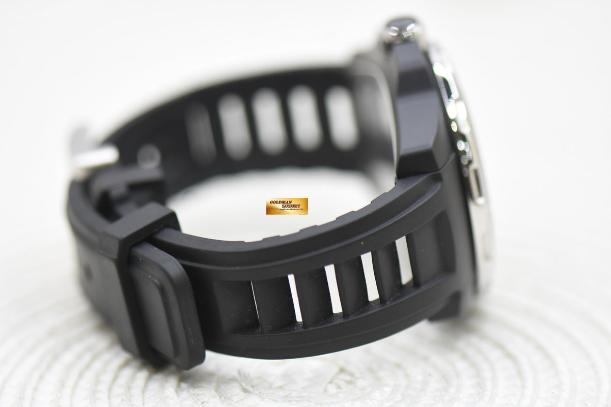 CHANEL J12 MARINE 42mm BLACK CERAMIC IN RUBBER AUTOMATIC H2558 (MINT)